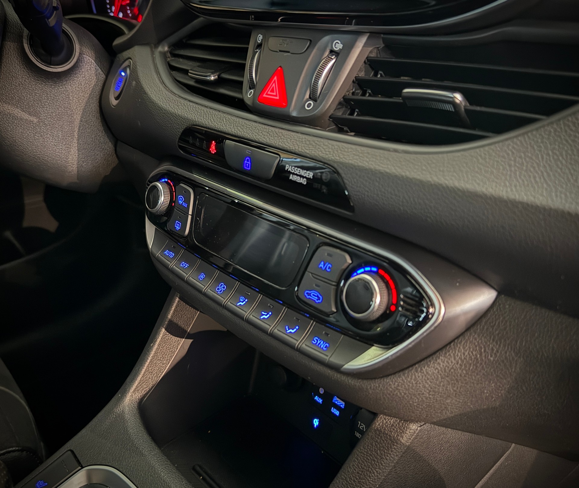 HYUNDAI i30 Fastback N 2.0 T-GDi-image-15