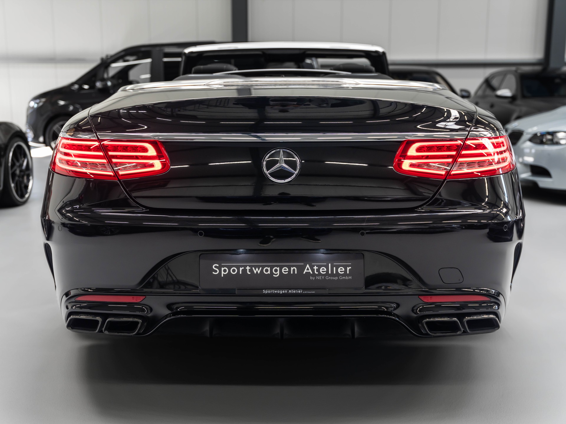 MERCEDES-BENZ S 63 AMG Cabriolet 4Matic Speedshift MCT-showroom-element-3