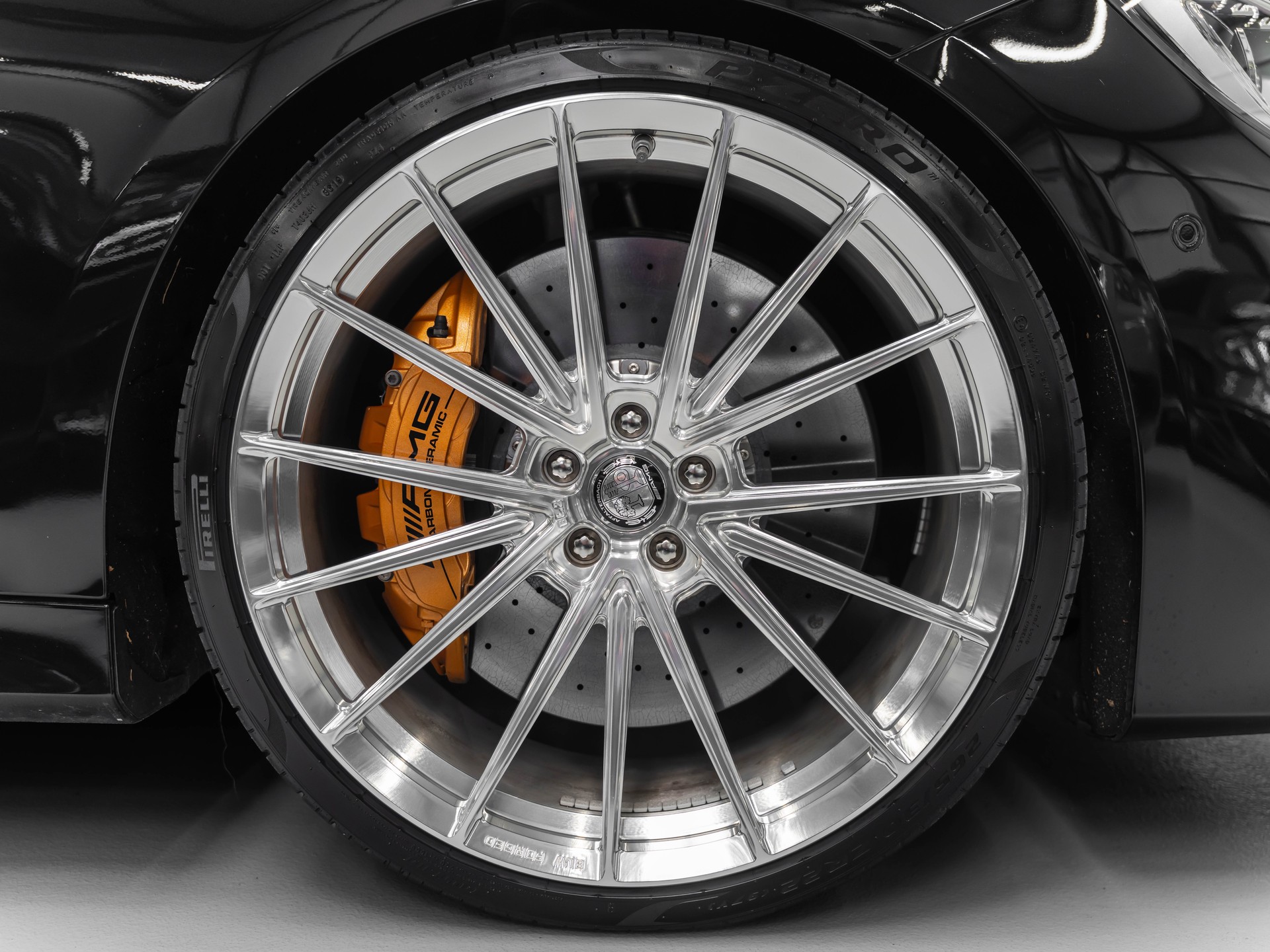 MERCEDES-BENZ S 63 AMG Cabriolet 4Matic Speedshift MCT-image-17