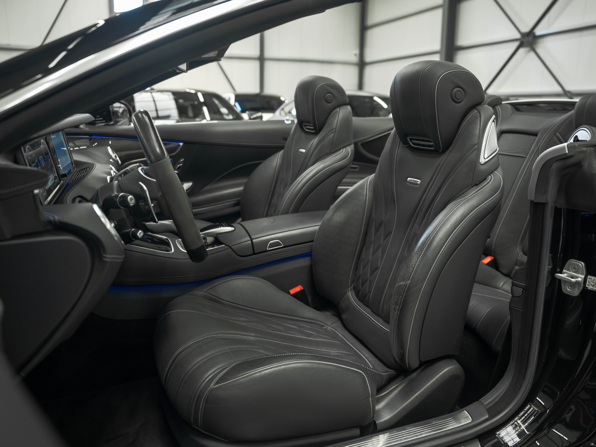 MERCEDES-BENZ S 63 AMG Cabriolet 4Matic Speedshift MCT-image-10