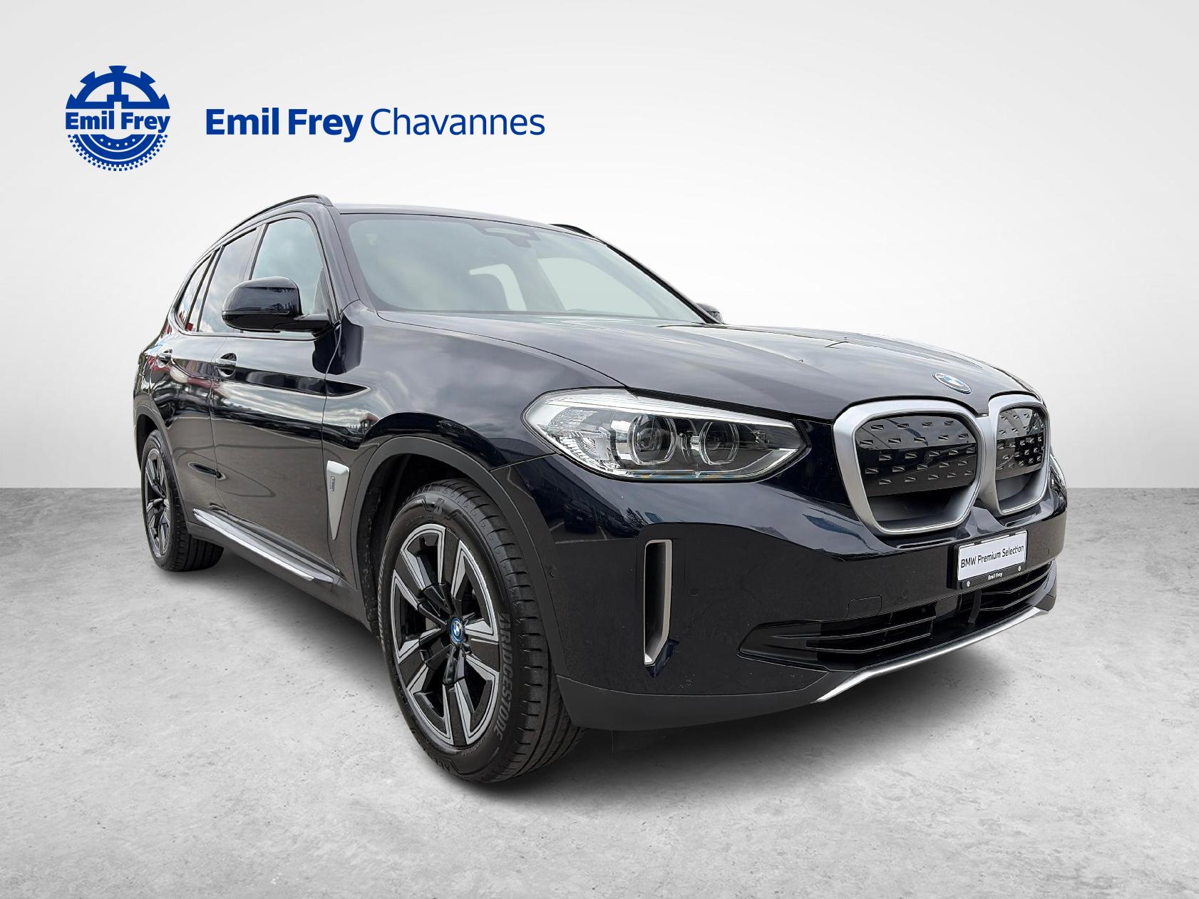 BMW iX3 E-Motor-showroom-element-2