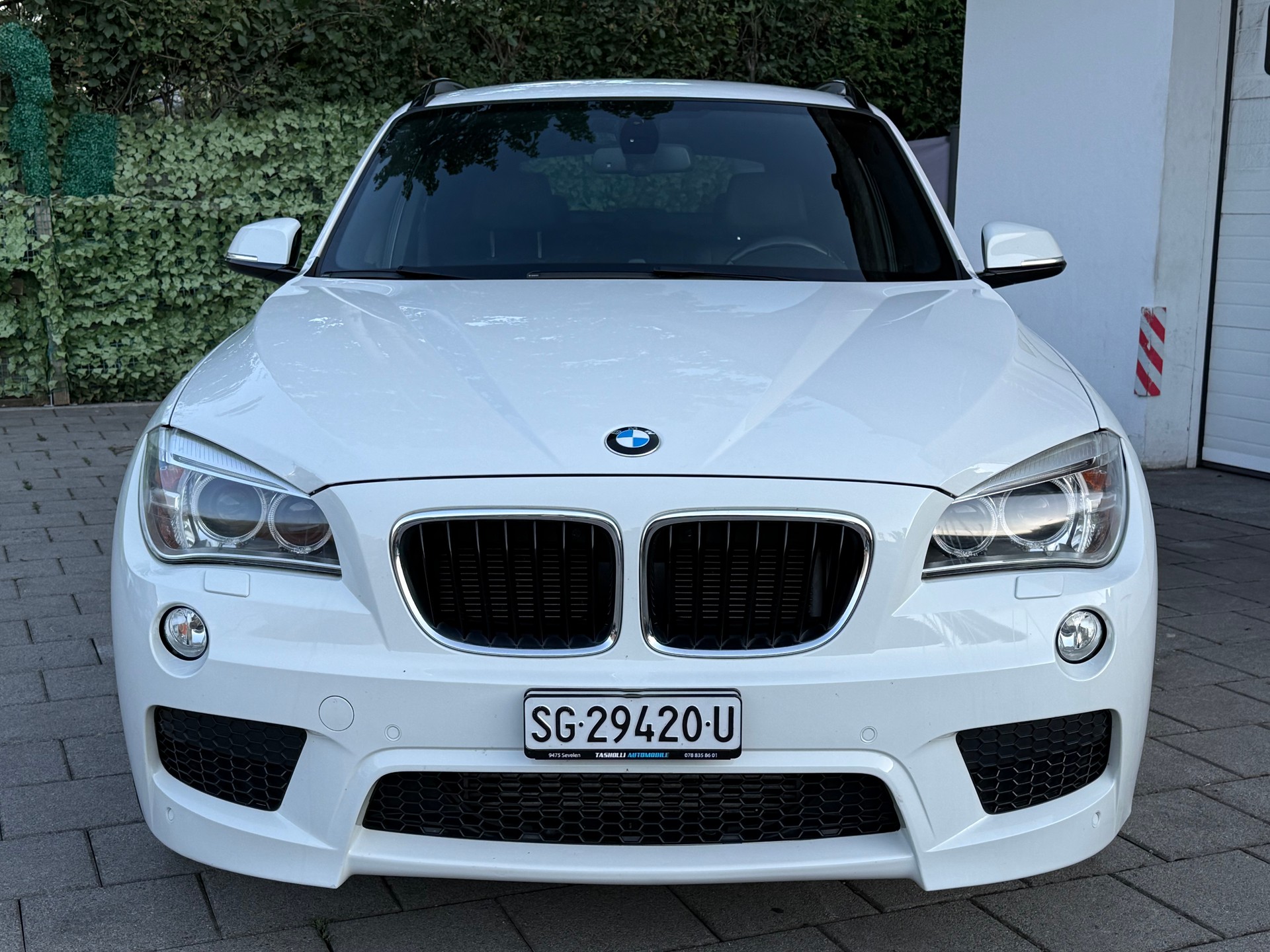 BMW X1 xDrive 25d Sport Line Steptronic-showroom-element-2