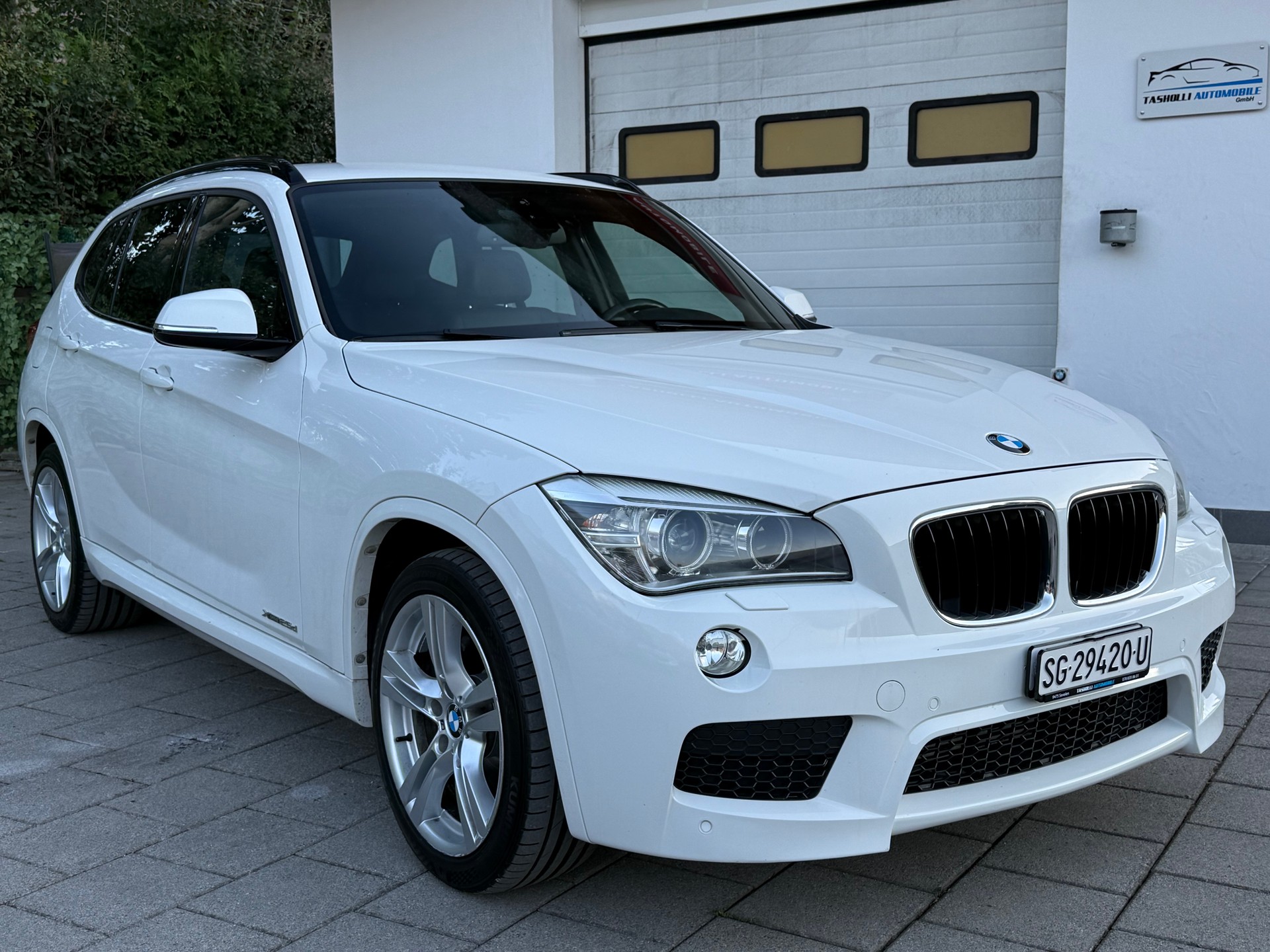 BMW X1 xDrive 25d Sport Line Steptronic-showroom-element-1