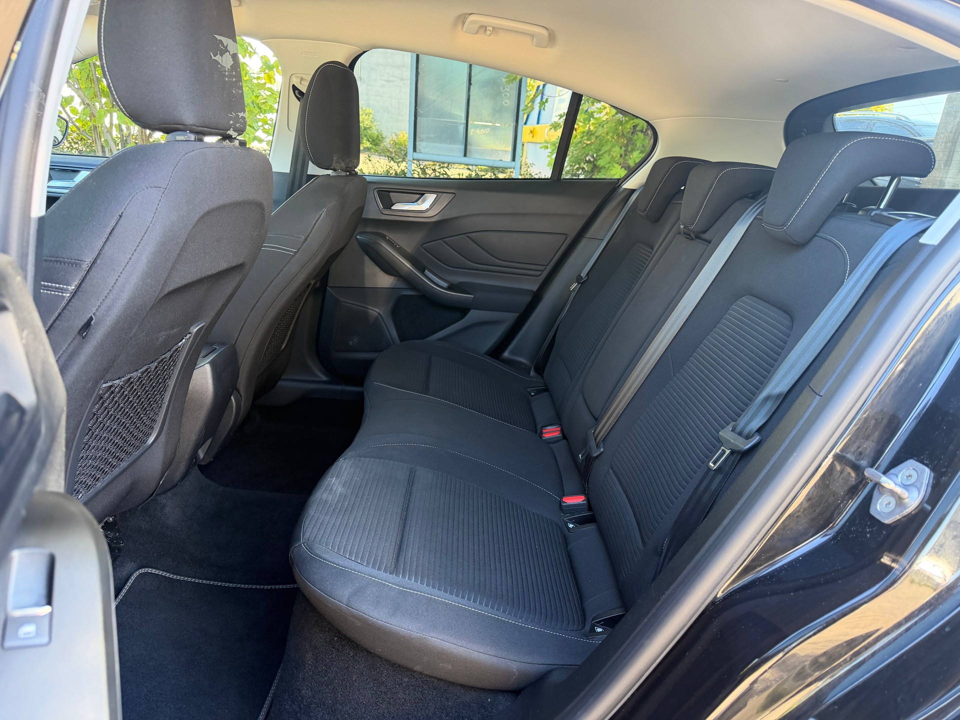 FORD Focus 1.0 MHEV Titanium X Automatic ** Gr. Navi **-image-2