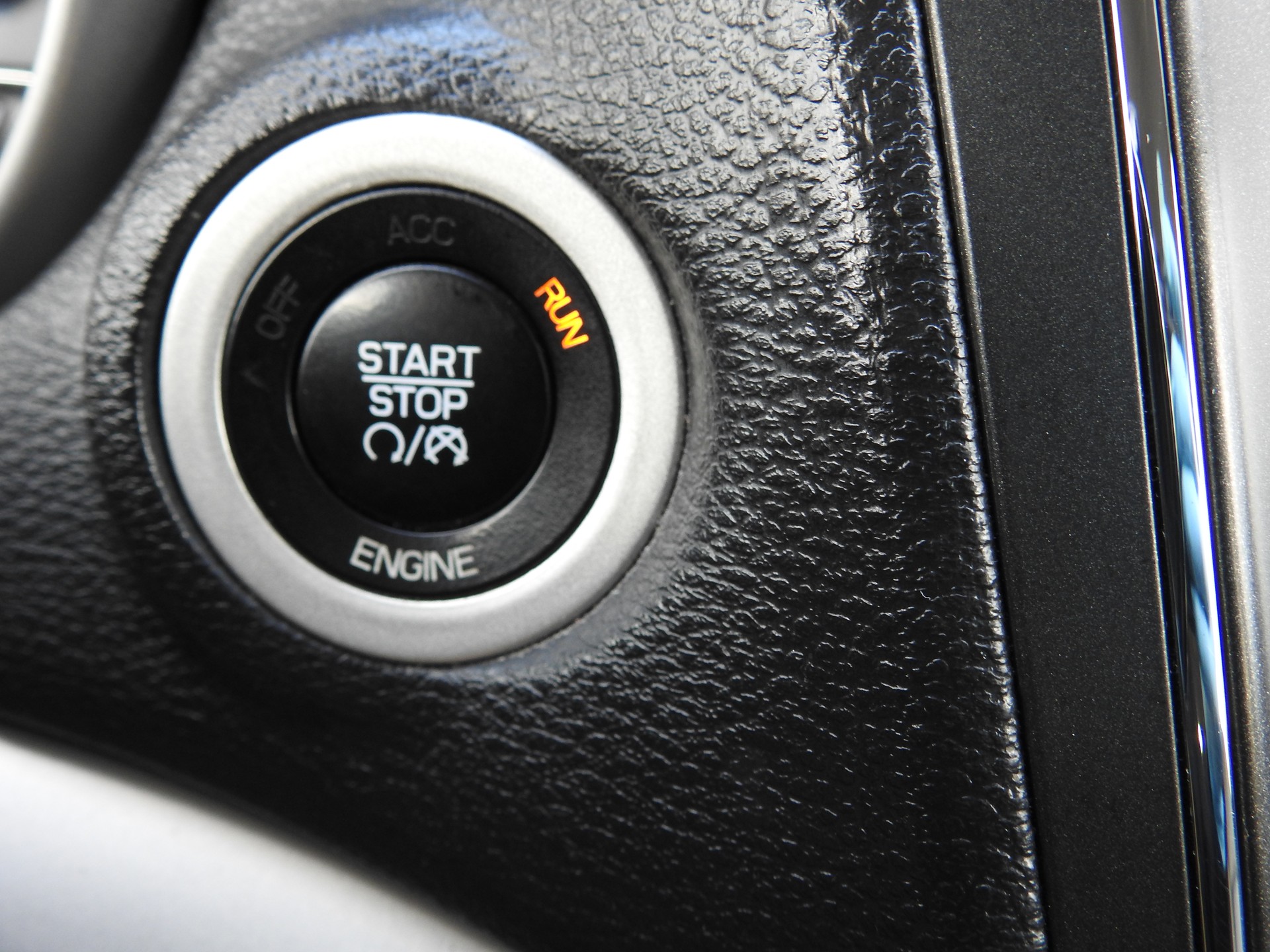 FIAT Freemont 2.0 MJ Lounge AWD Automat-image-24