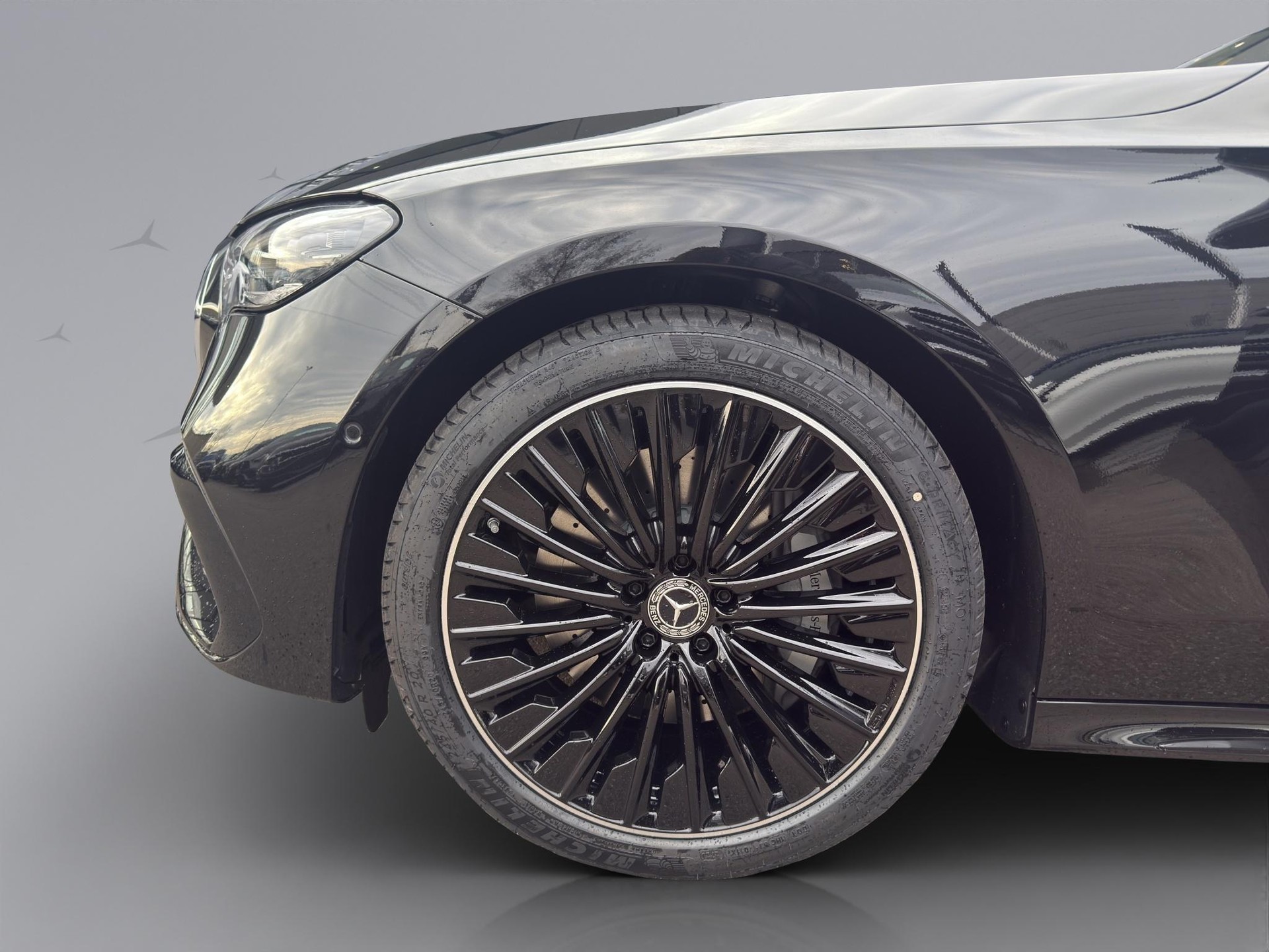 MERCEDES-BENZ E-Klasse S214 Kombi E 220 d AMG Line 4matic-showroom-element-2