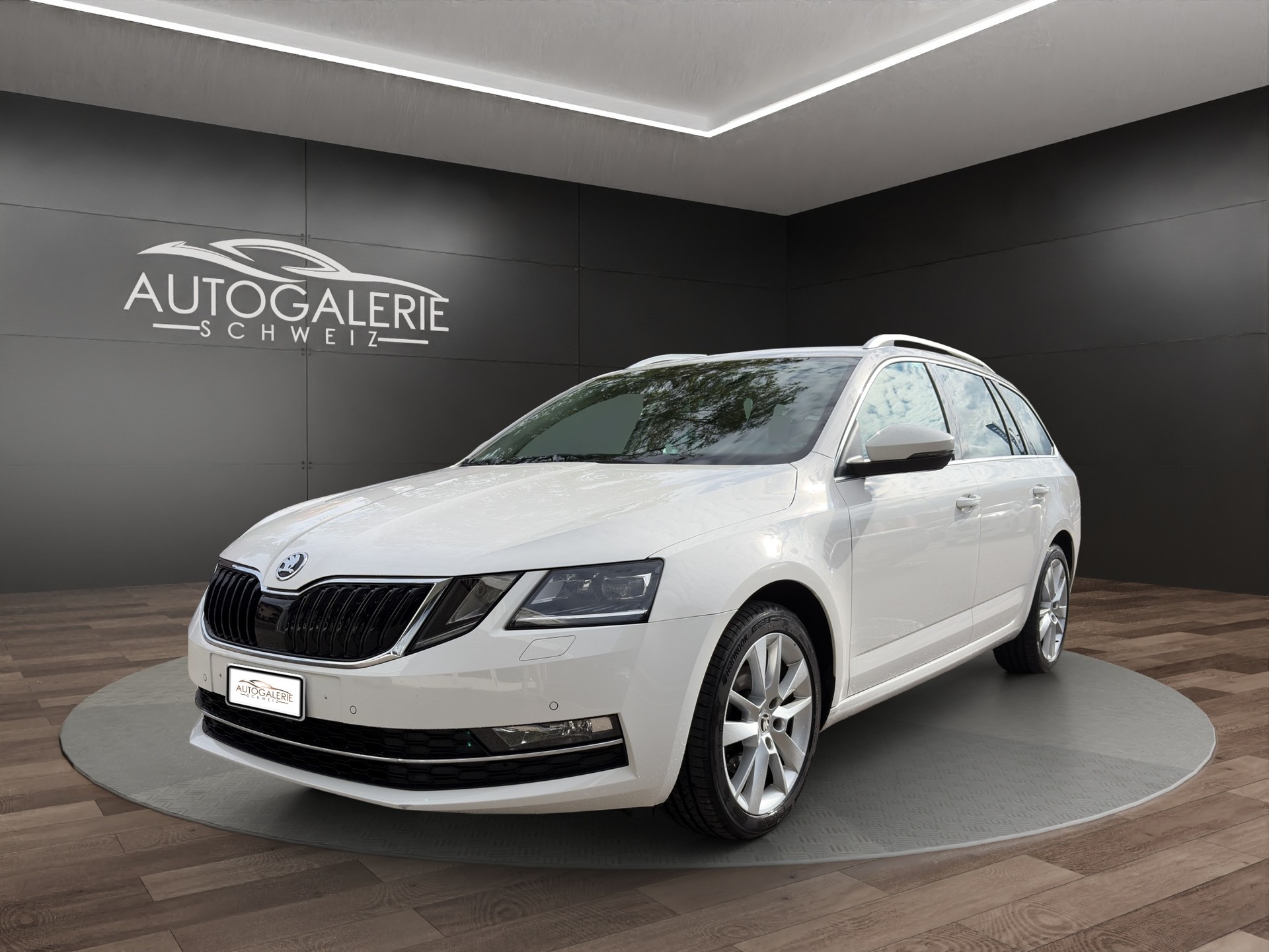 SKODA Octavia Combi 1.5 TSI Style DSG | Leichter Hagelschaden | SEHR GEPFLEGT | Windschutzscheibe Neu |