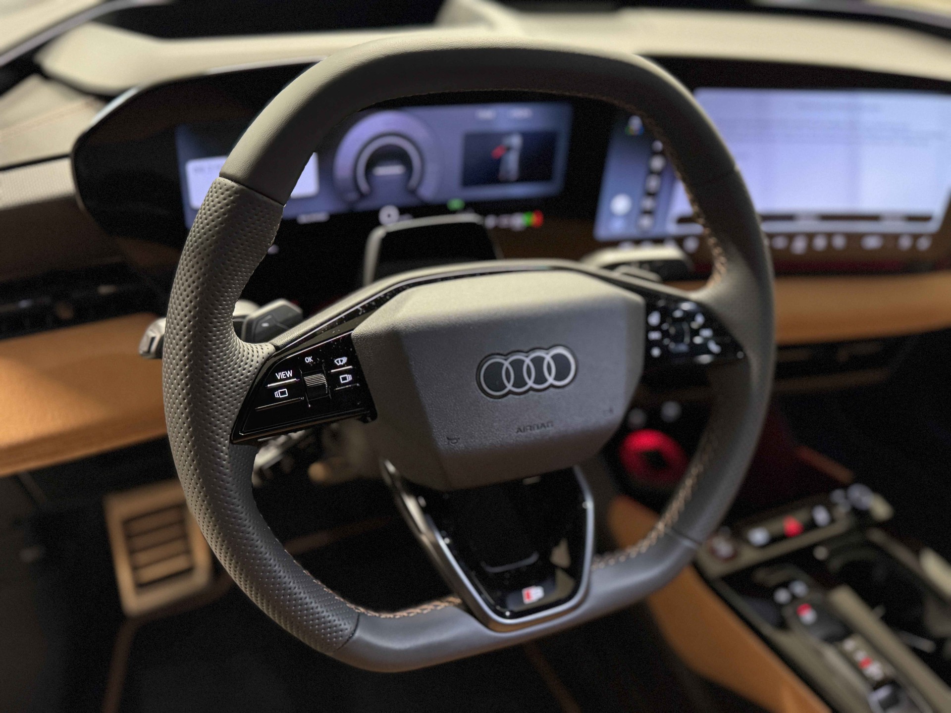 AUDI S6 Sportback e-tron quattro-image-9