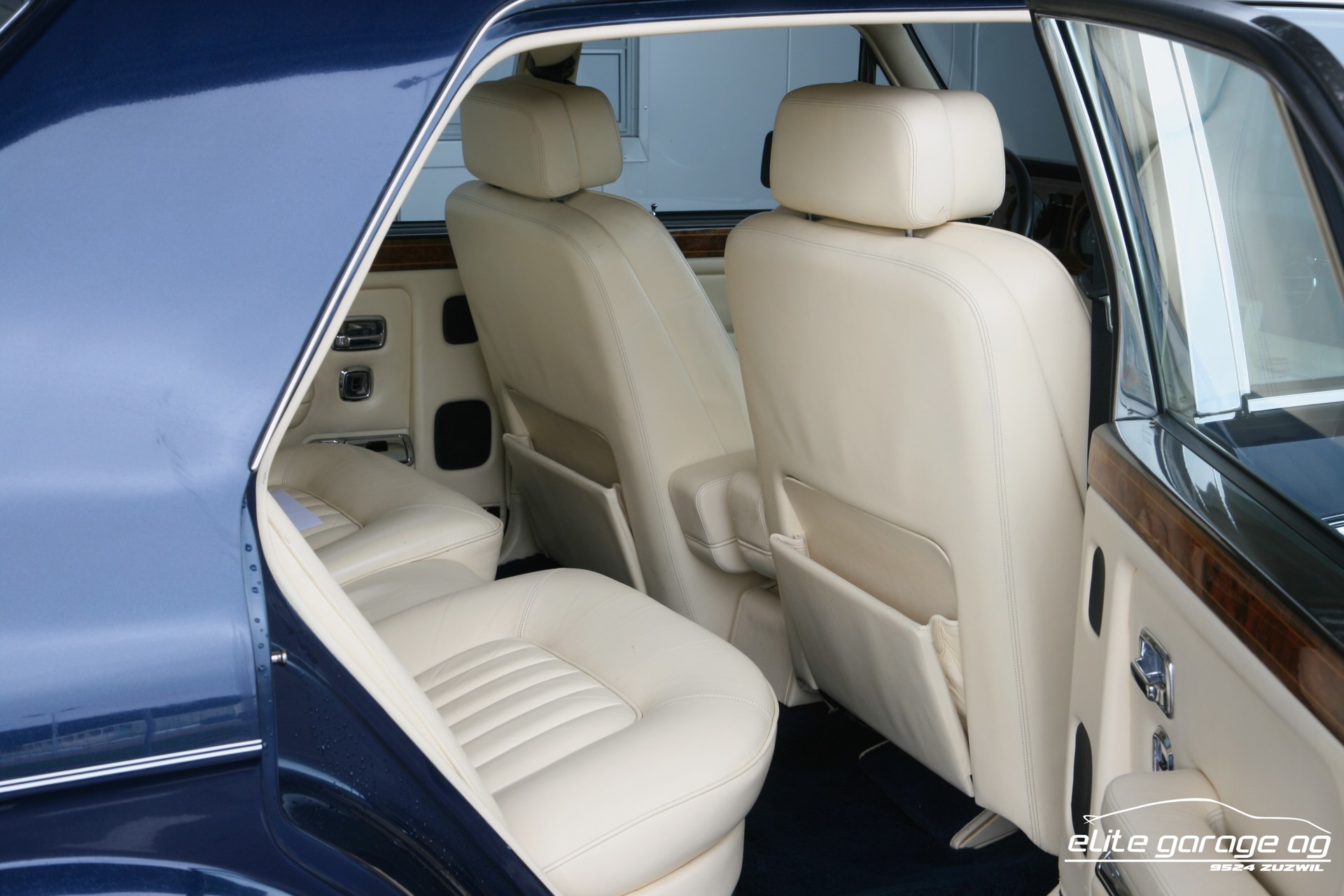 ROLLS-ROYCE Silver Spirit II-image-14