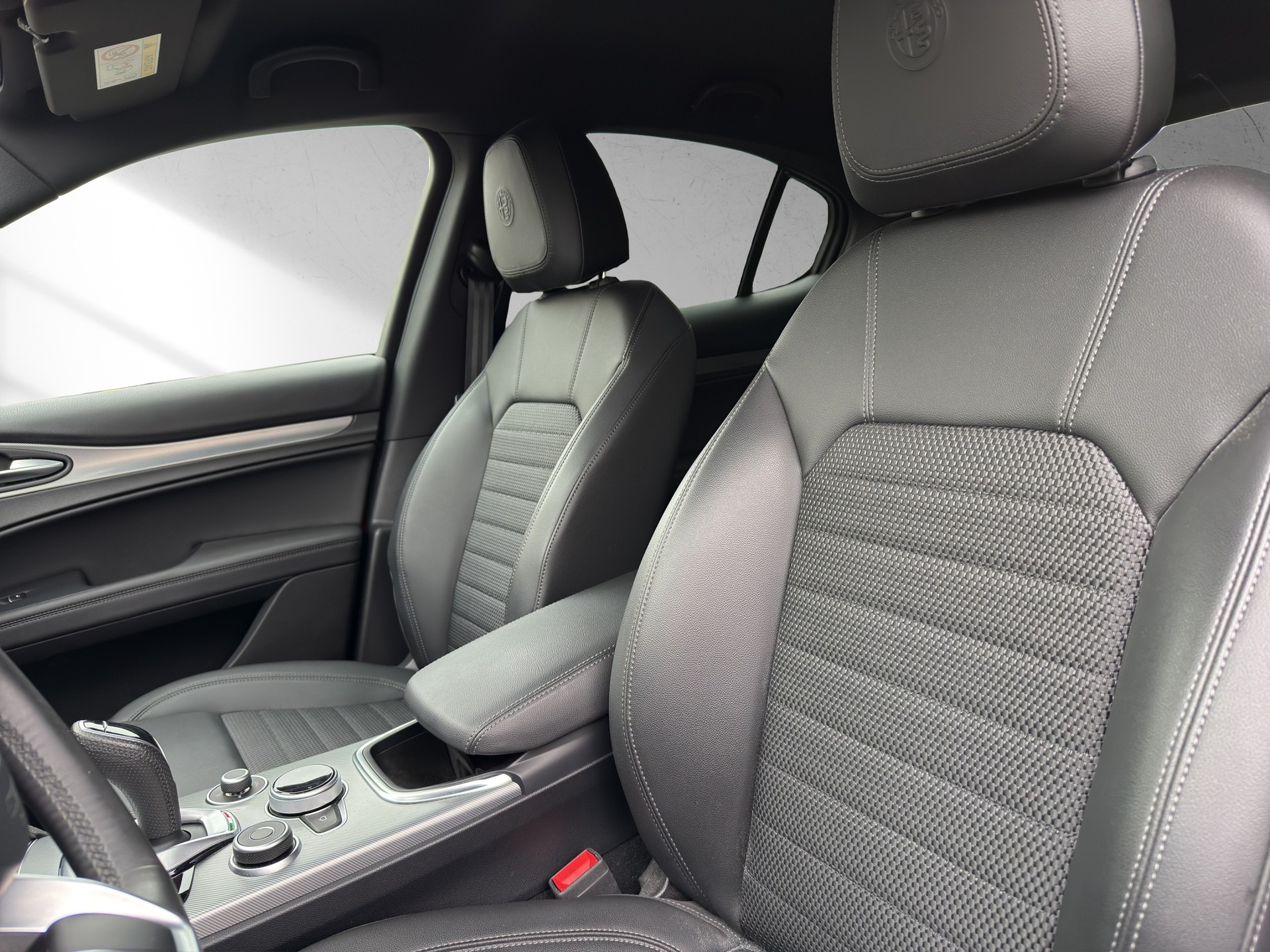 ALFA ROMEO Stelvio 2.0 Sprint Q4-image-7
