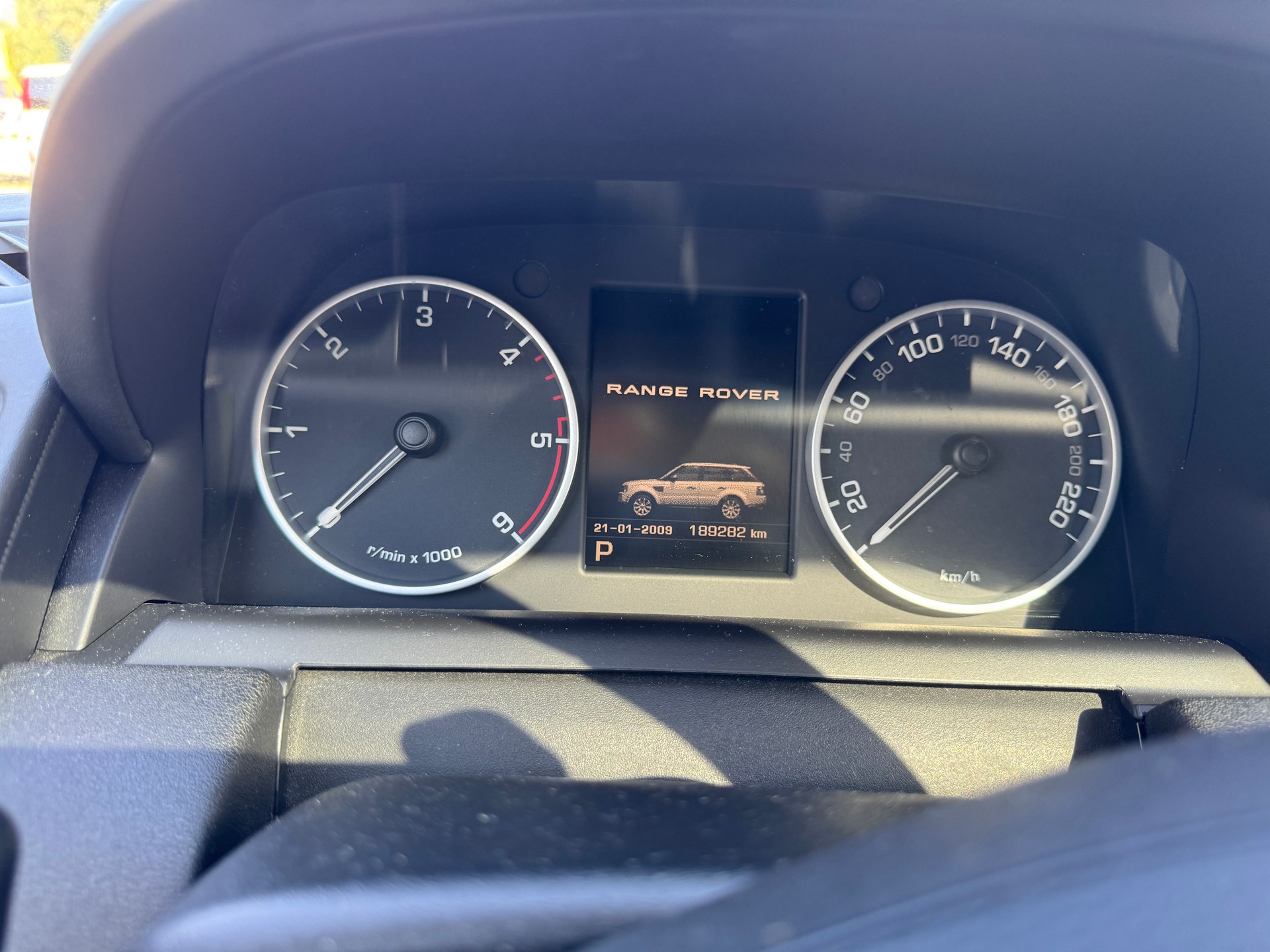LAND ROVER Range Rover Sport 3.0 TDV6 HSE Automatic-image-7
