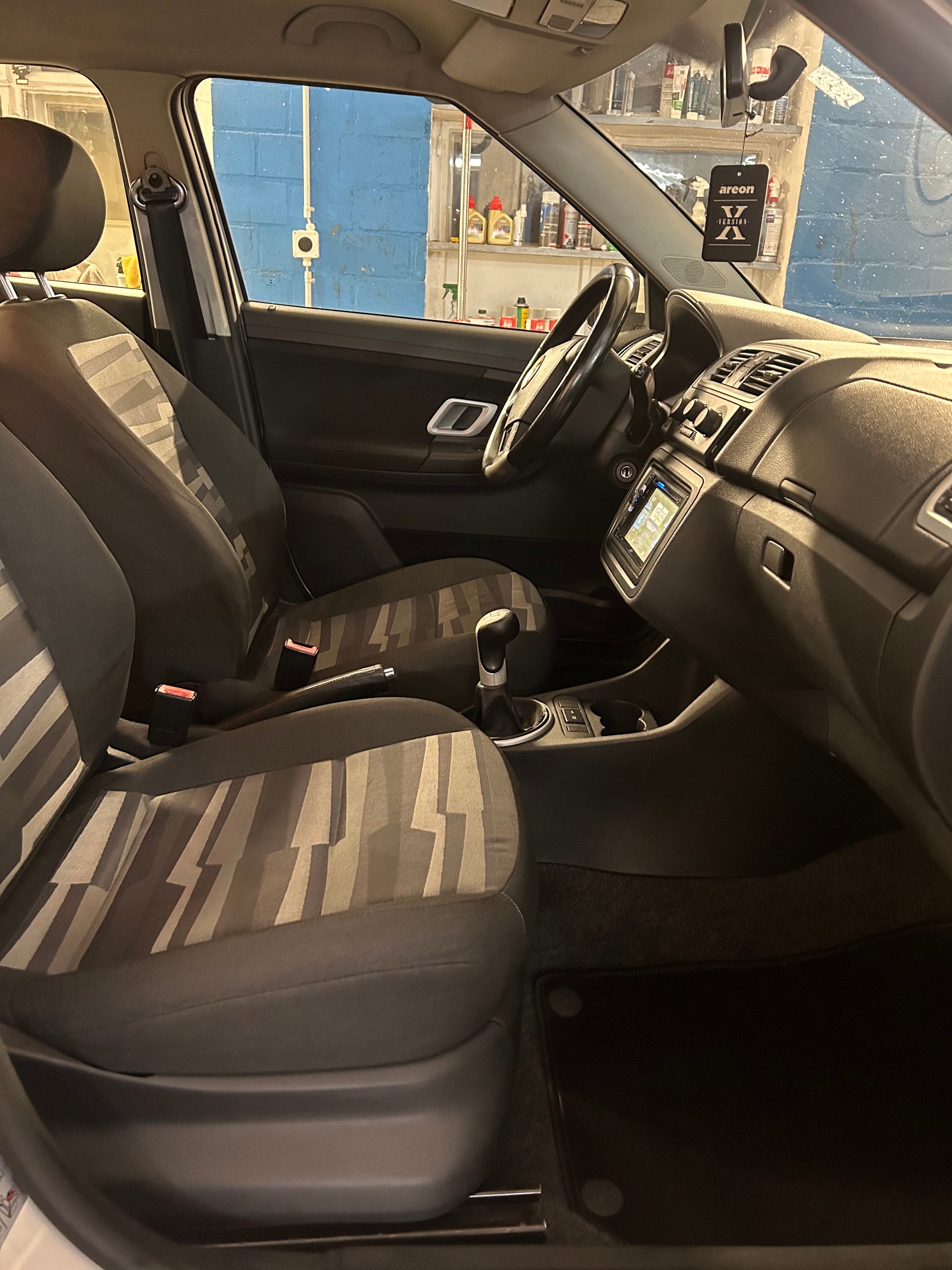 SKODA Fabia 1.4 TDI Classic-image-7