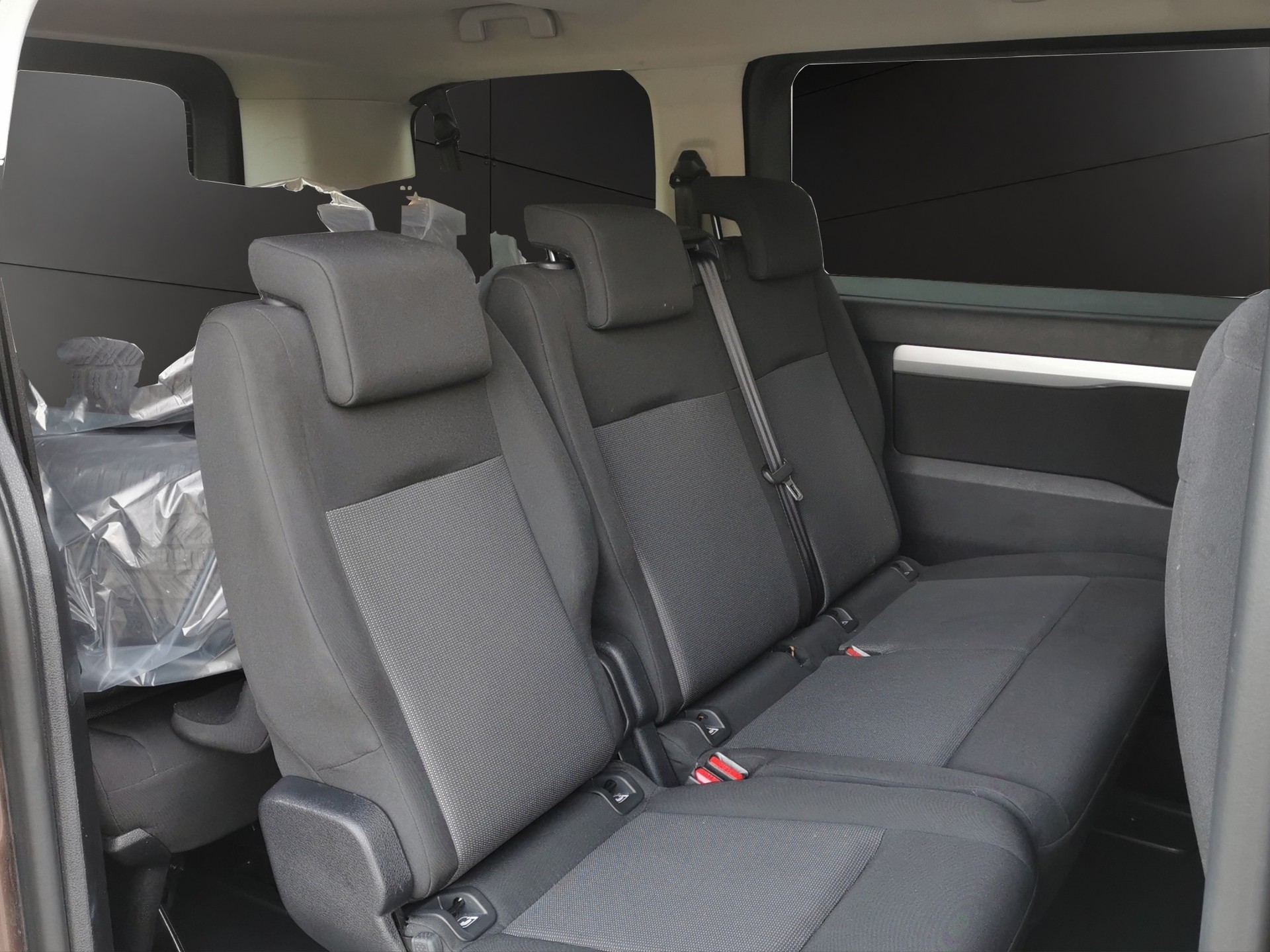 PEUGEOT Traveller 2.0 BlueHDi Business Standard EAT8-image-10