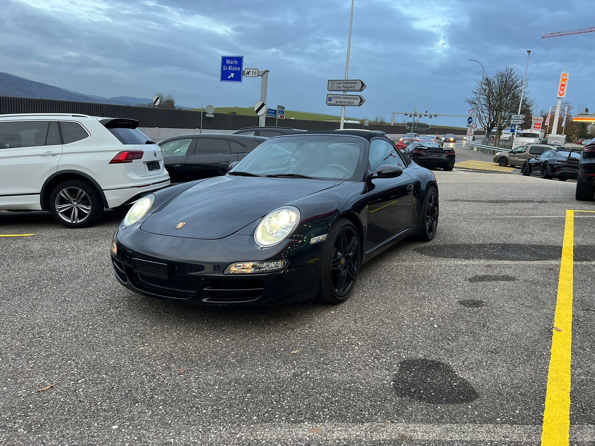 PORSCHE 911 Cabrio Carrera S-showroom-element-3