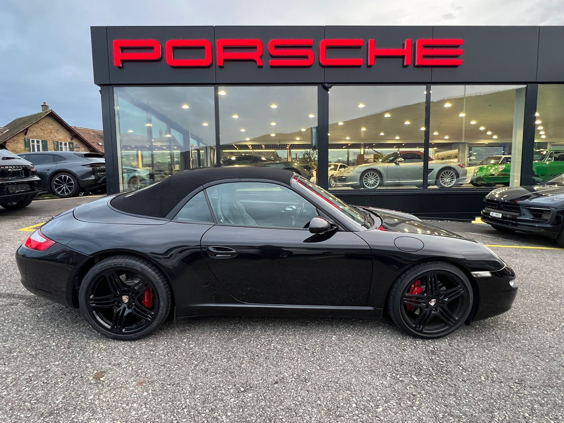 PORSCHE 911 Cabrio Carrera S