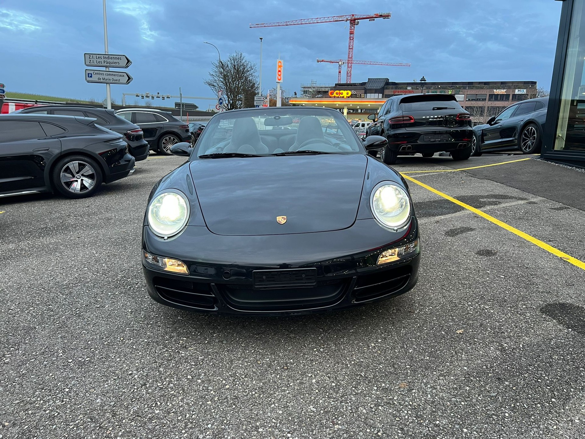PORSCHE 911 Cabrio Carrera S-image-8
