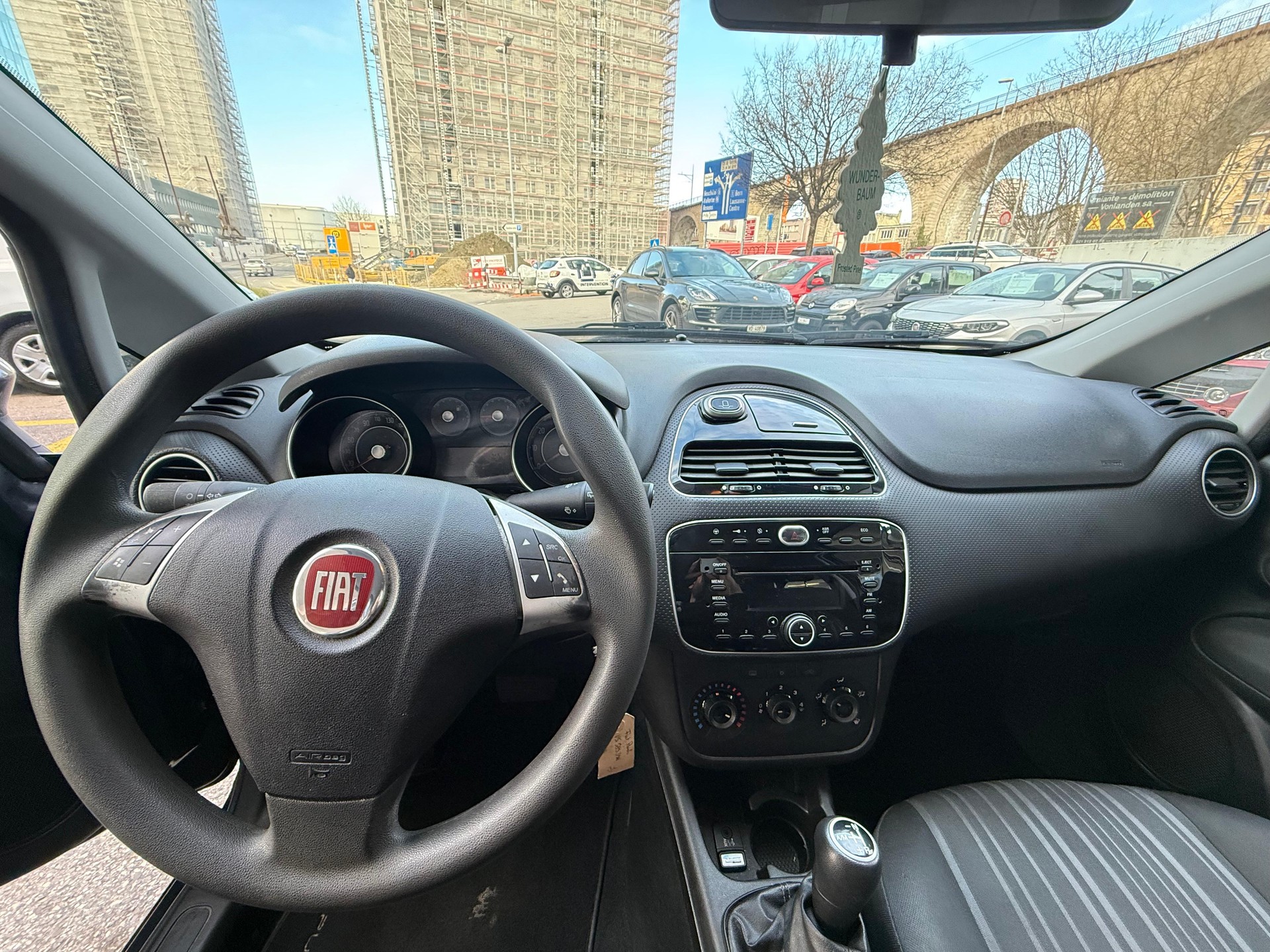 FIAT Punto Evo 1.4 MyLife Dualogic-image-10