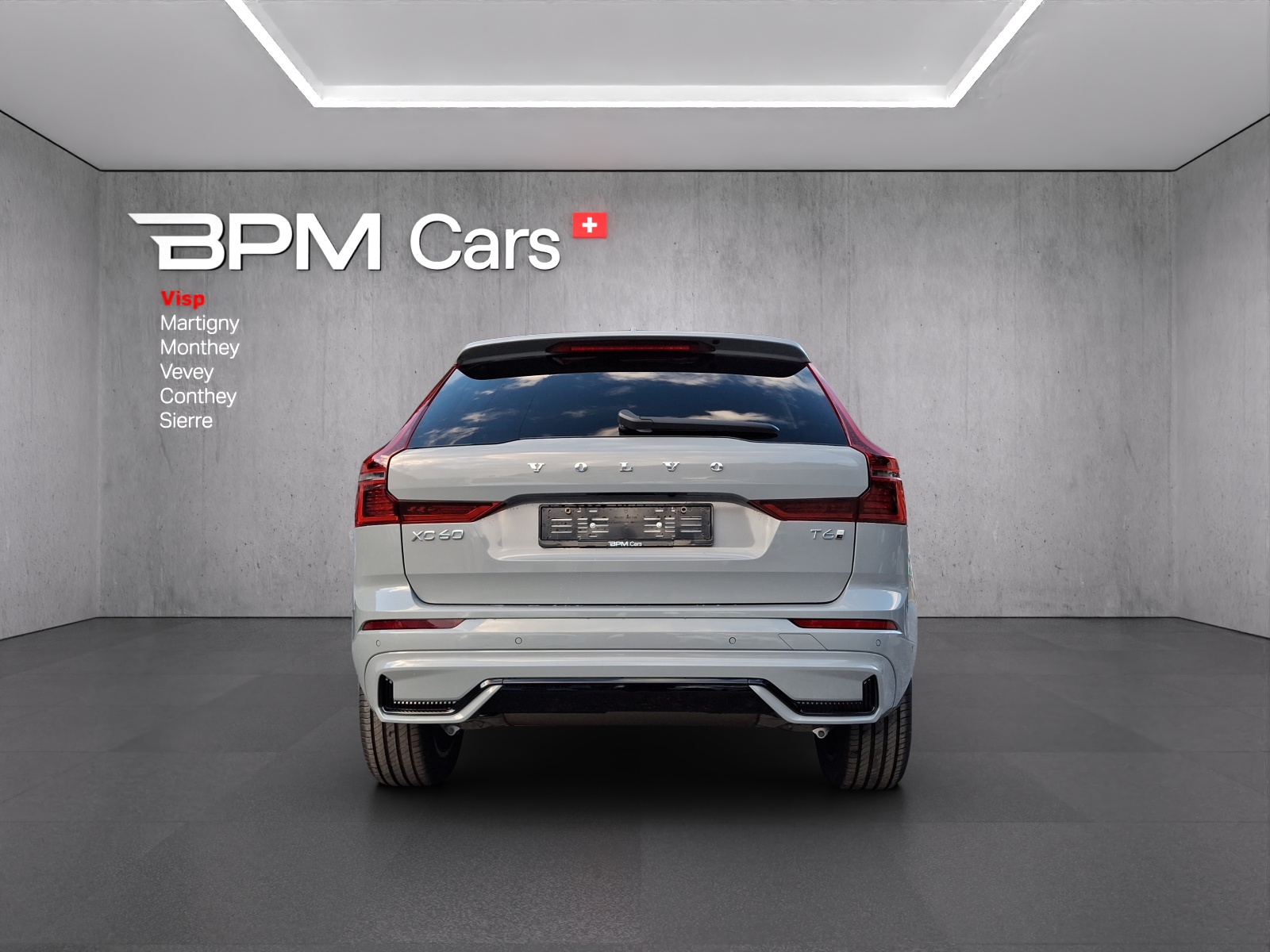 VOLVO XC60 T6 eAWD PluginHybrid Plus Dark Geartronic-showroom-element-3
