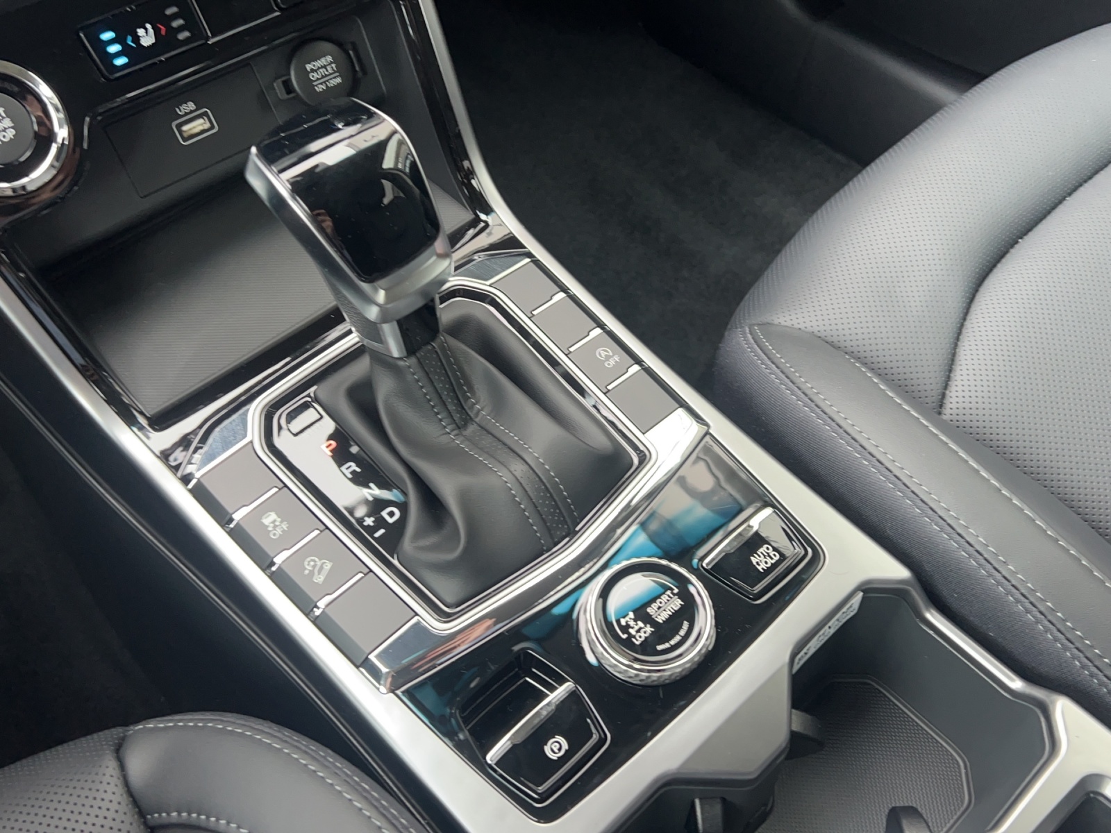 KGM-SsangYong Korando 1.5 T-Gdi Sapphire 4WD-image-11