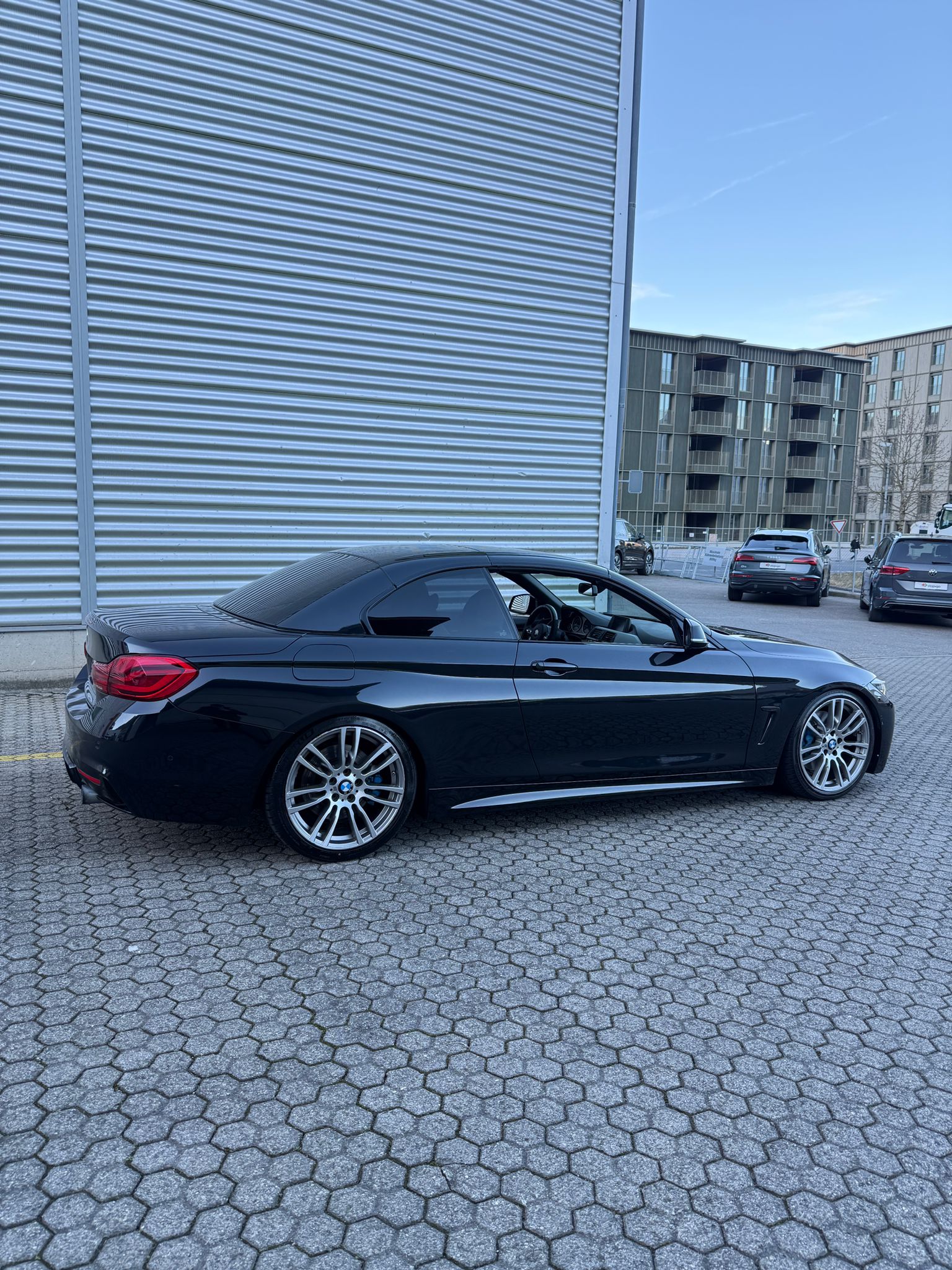 BMW 440i Cabriolet M Sport Steptronic-image-7