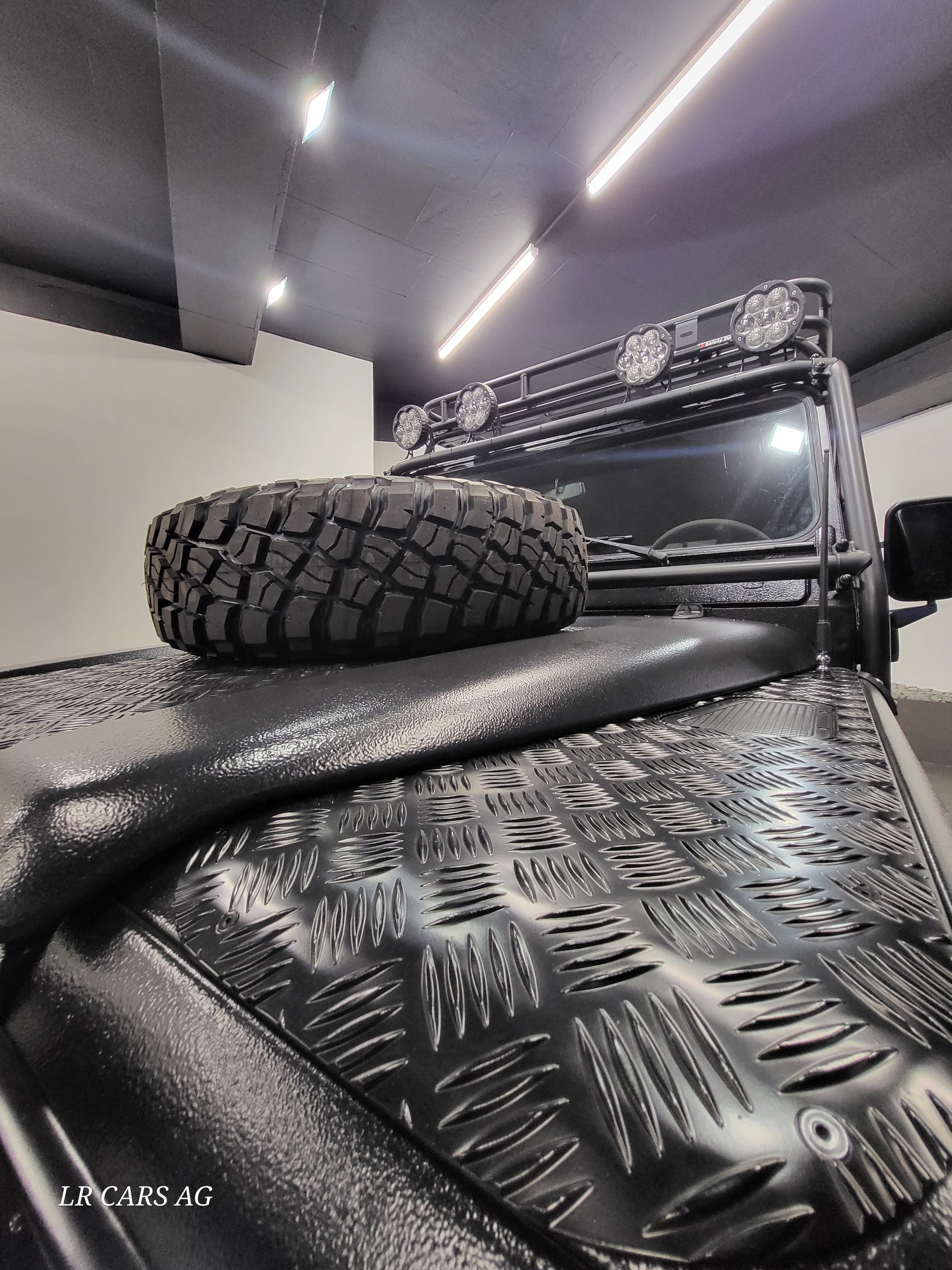 LAND ROVER 130 TD5-image-7