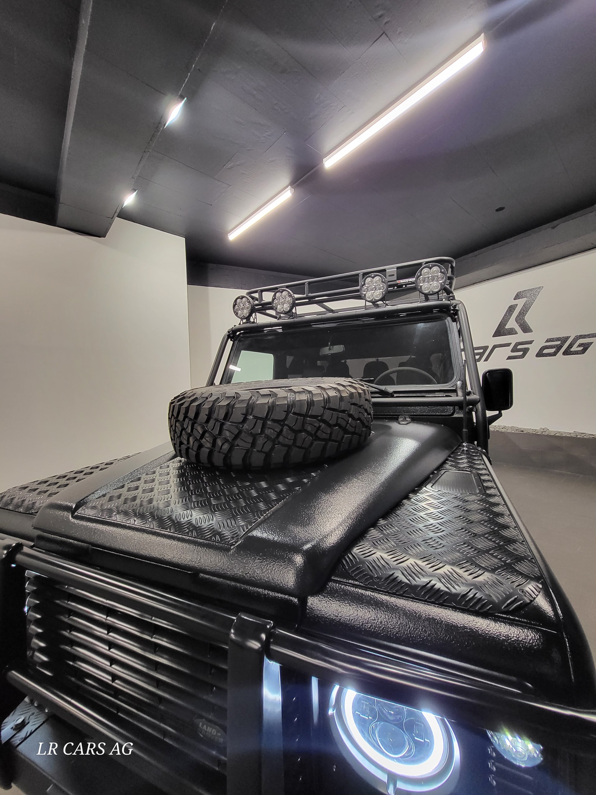 LAND ROVER 130 TD5-image-9