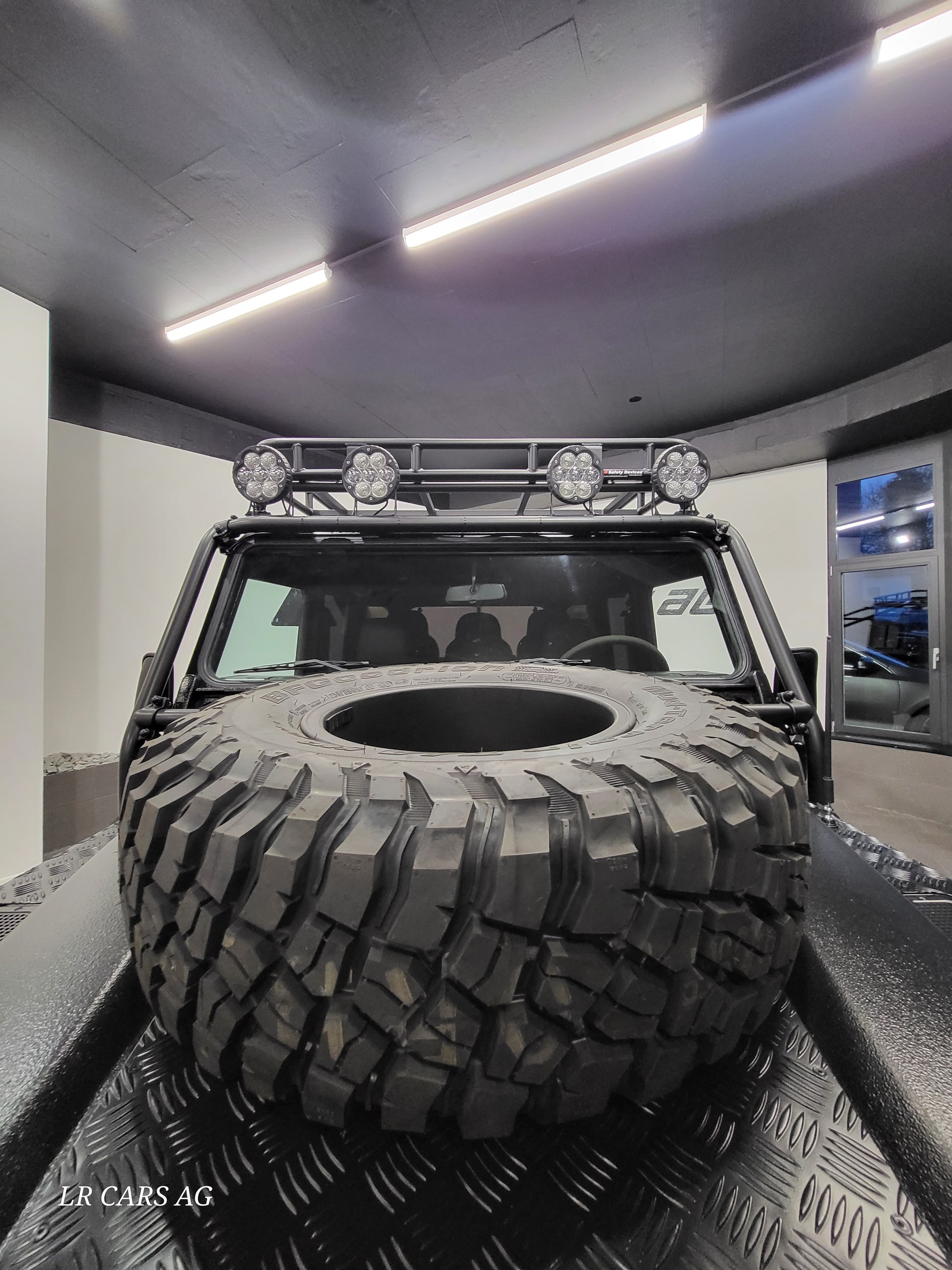 LAND ROVER 130 TD5-image-6