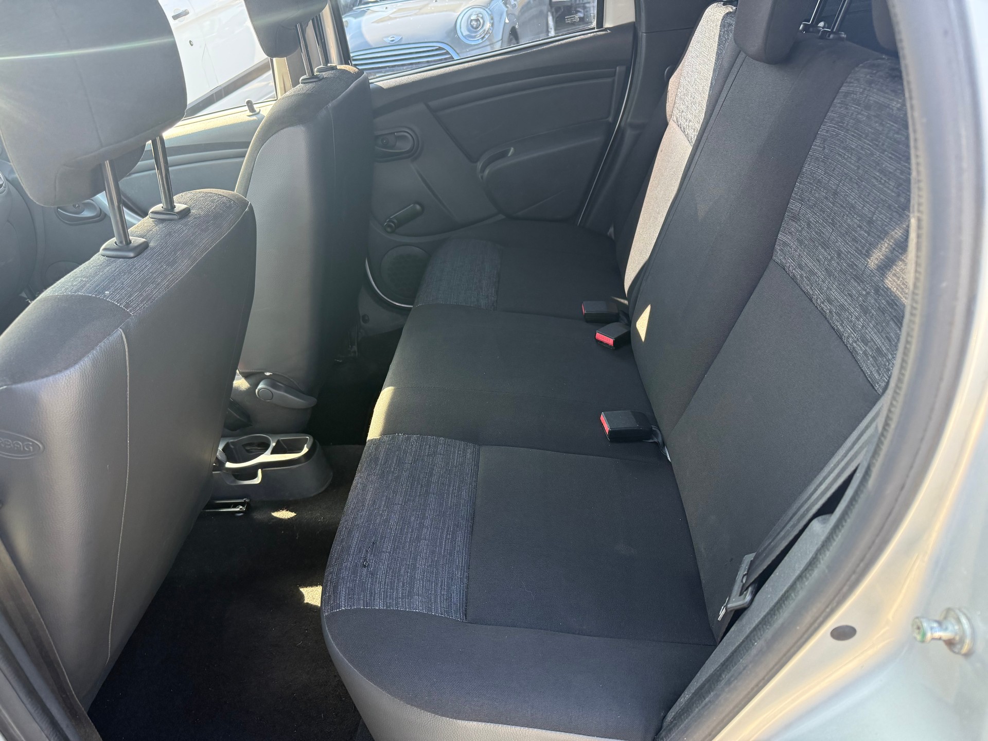 DACIA Duster 1.6 City Ambiance 4x2-image-14