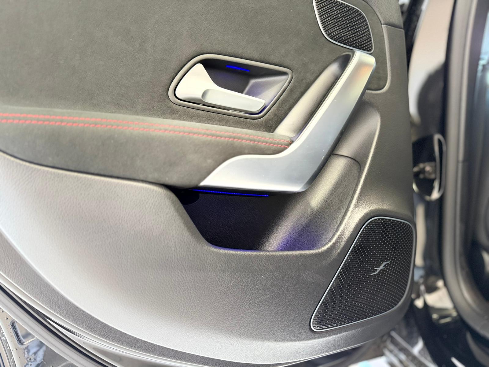 MERCEDES-BENZ A 35 AMG 4Matic Speedshift *CH Fahrzeug*Vollaustattung*-image-14