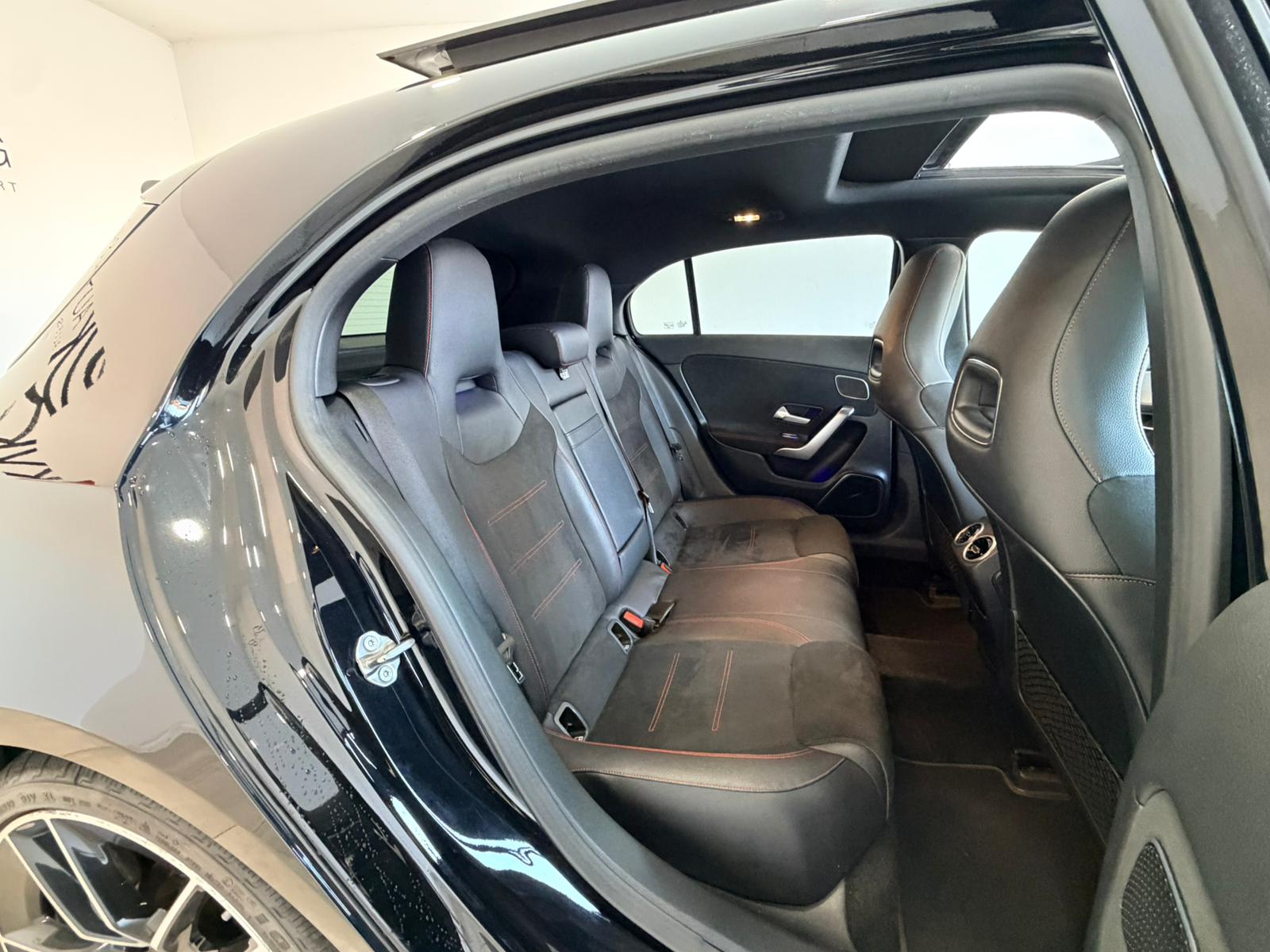 MERCEDES-BENZ A 35 AMG 4Matic Speedshift *CH Fahrzeug*Vollaustattung*-image-9
