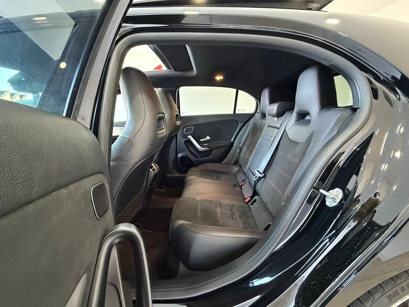 MERCEDES-BENZ A 35 AMG 4Matic Speedshift *CH Fahrzeug*Vollaustattung*-image-10