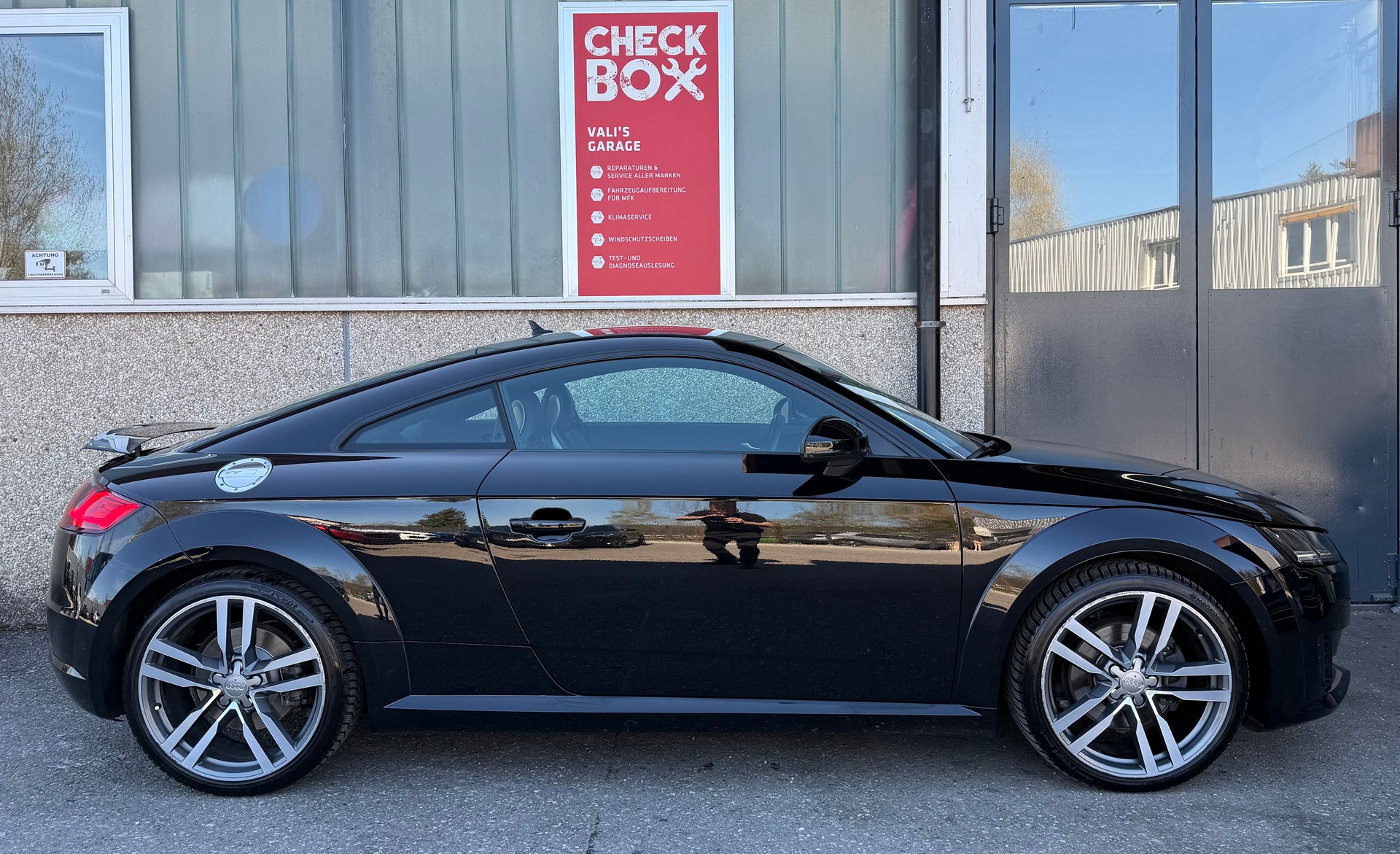 AUDI TT Coupé 2.0 TFSI quattro S-tronic-image-4