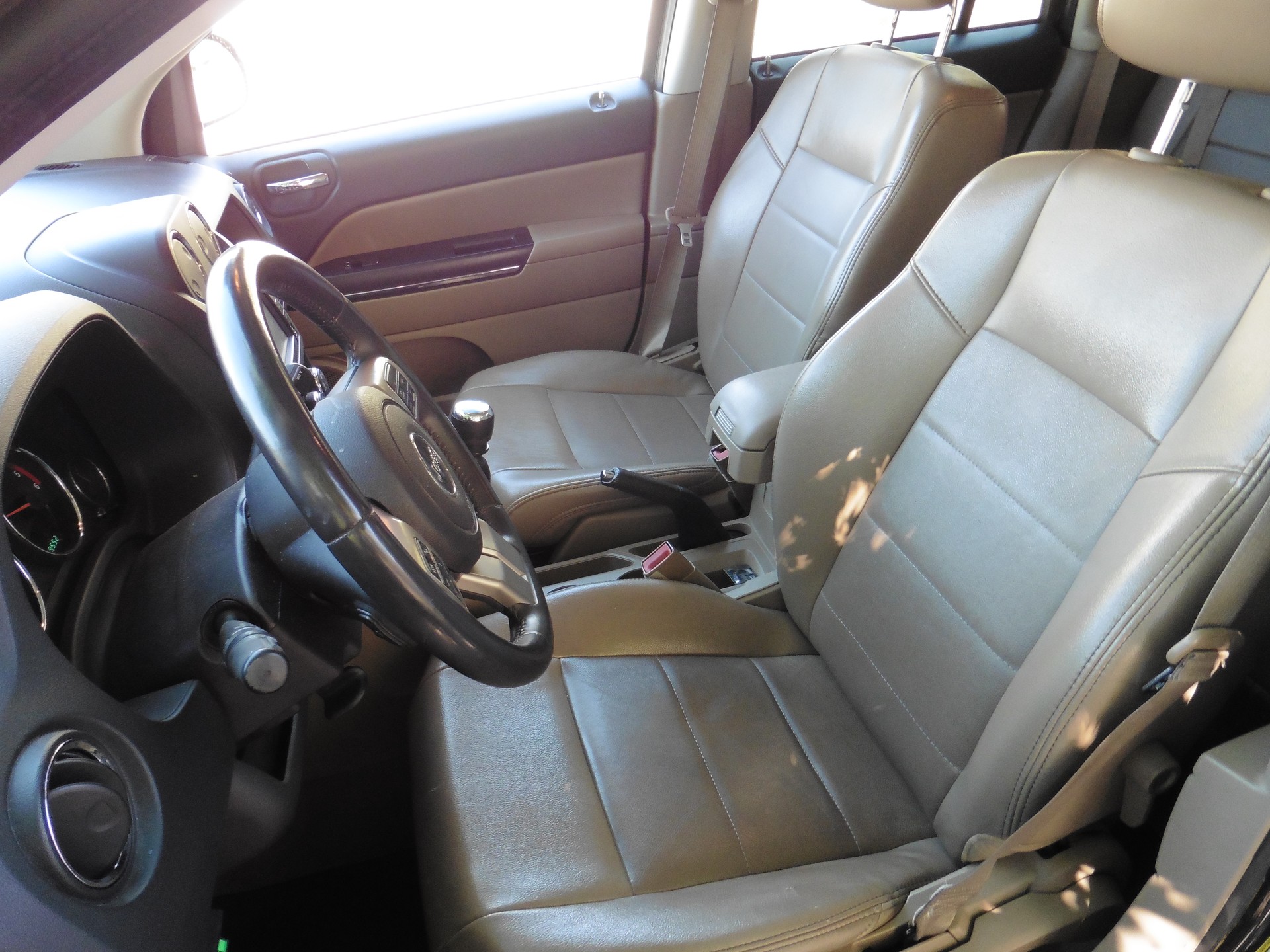 JEEP Compass 2.2 CRD Limited-image-21