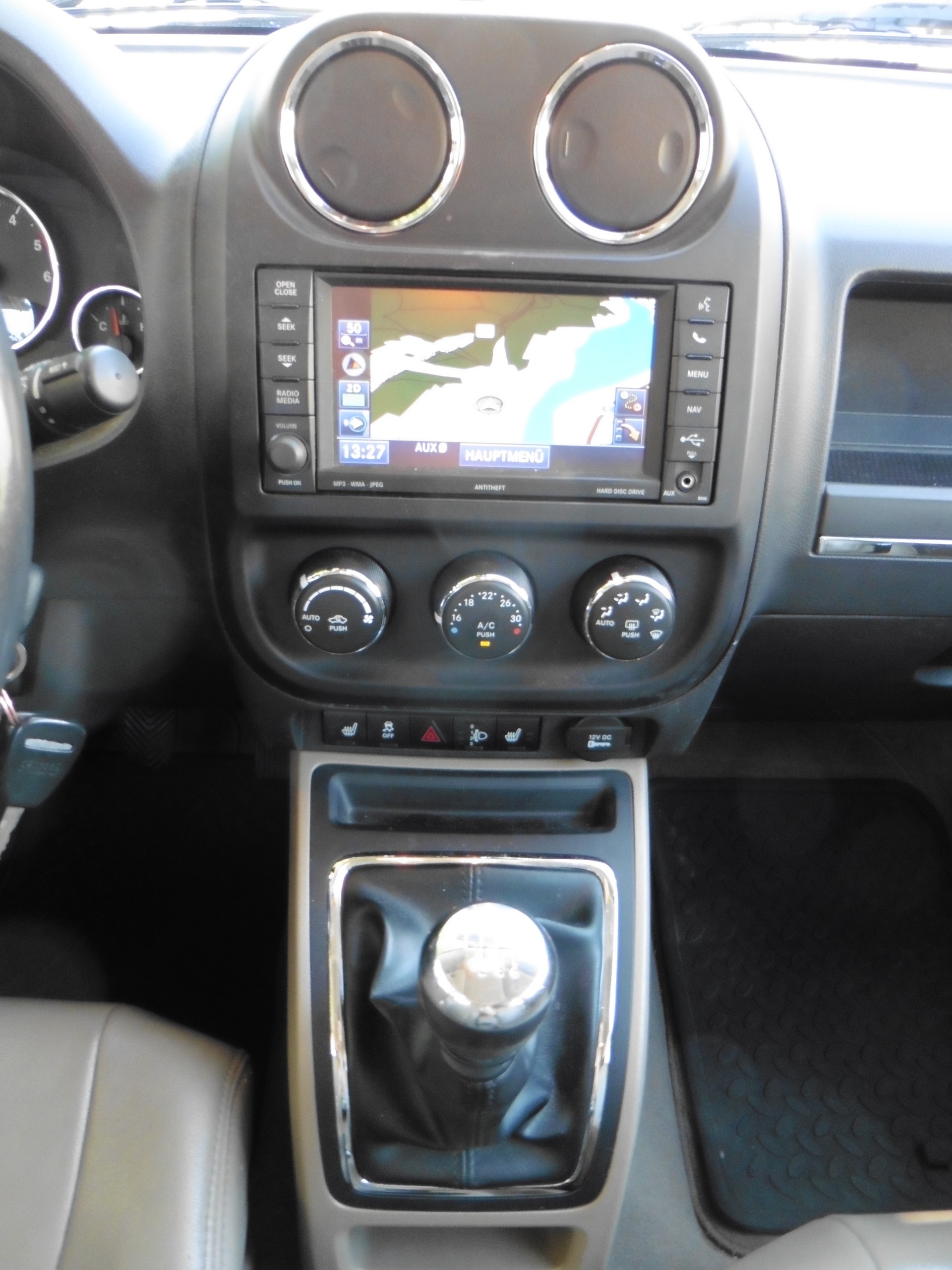 JEEP Compass 2.2 CRD Limited-image-16
