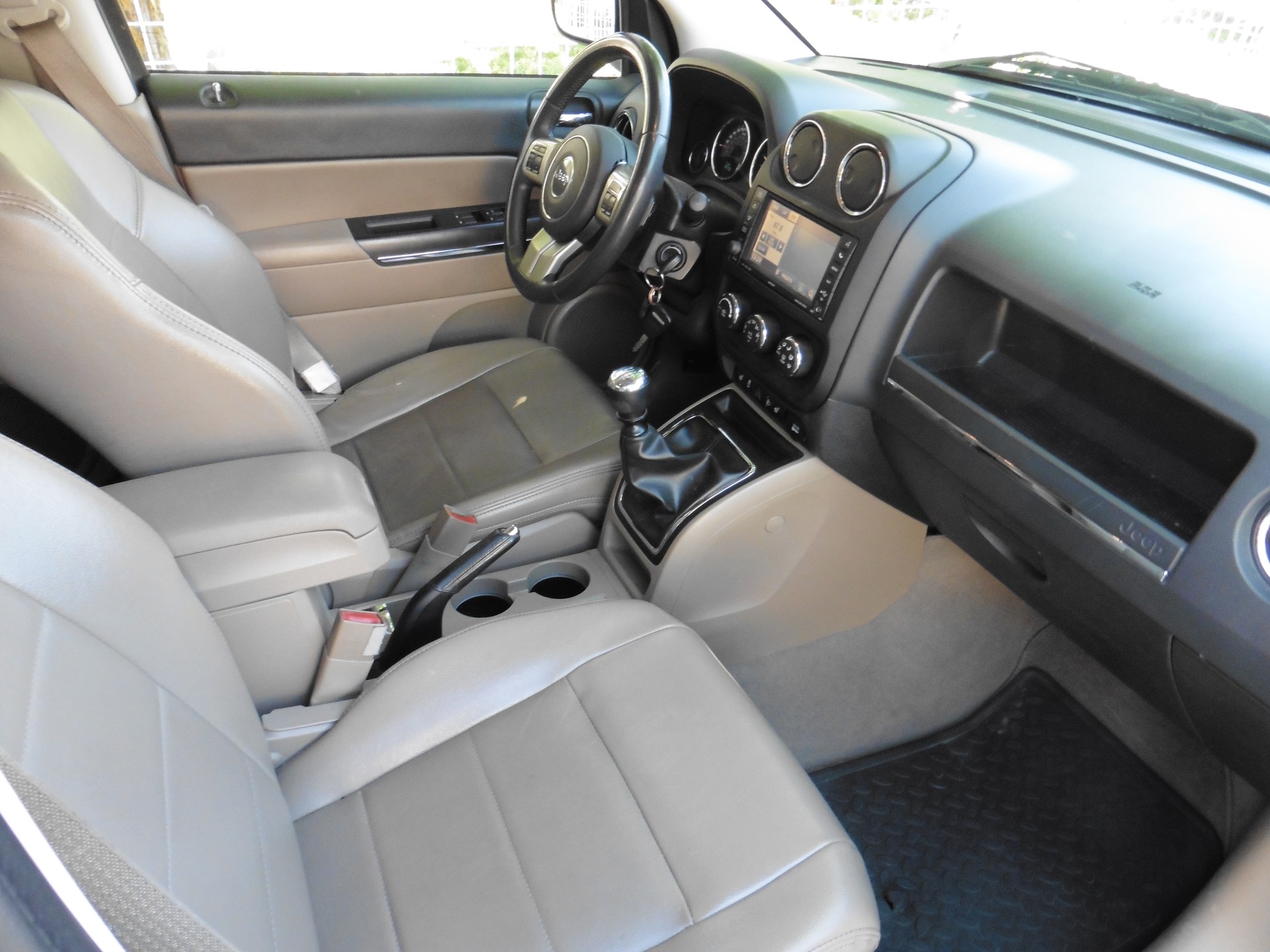 JEEP Compass 2.2 CRD Limited-image-22