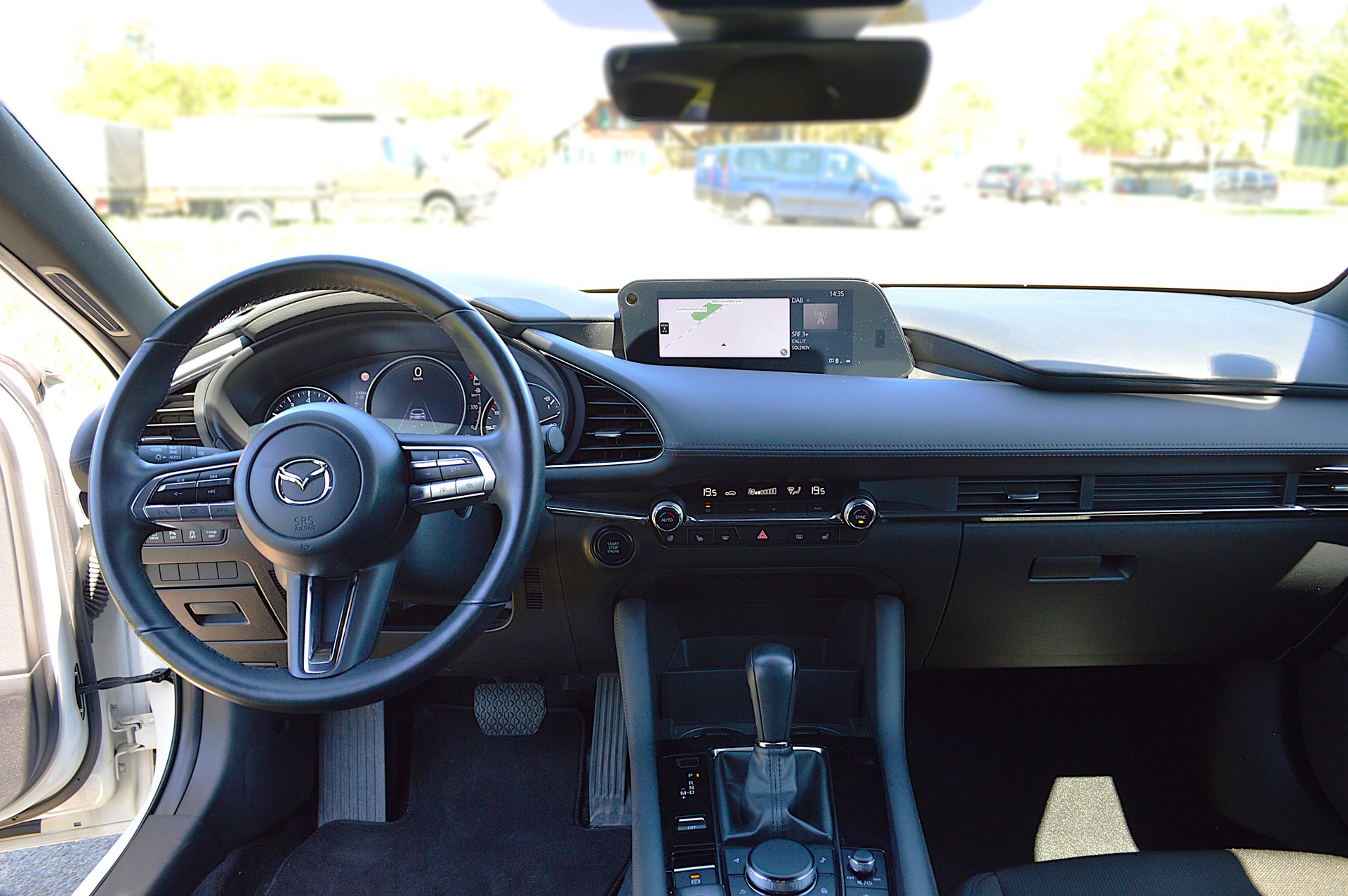 MAZDA G186 HB AT AWD (Ambition Plus)-image-8