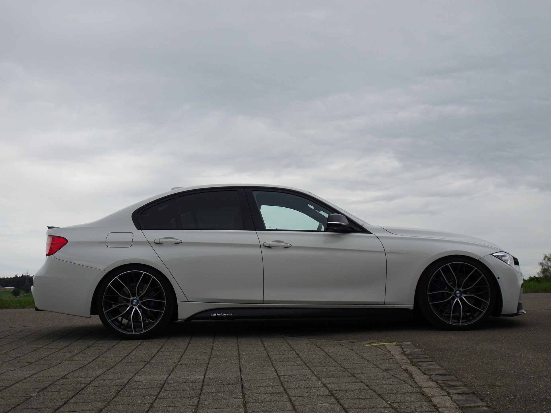 BMW 335i xDrive Steptronic-image-4