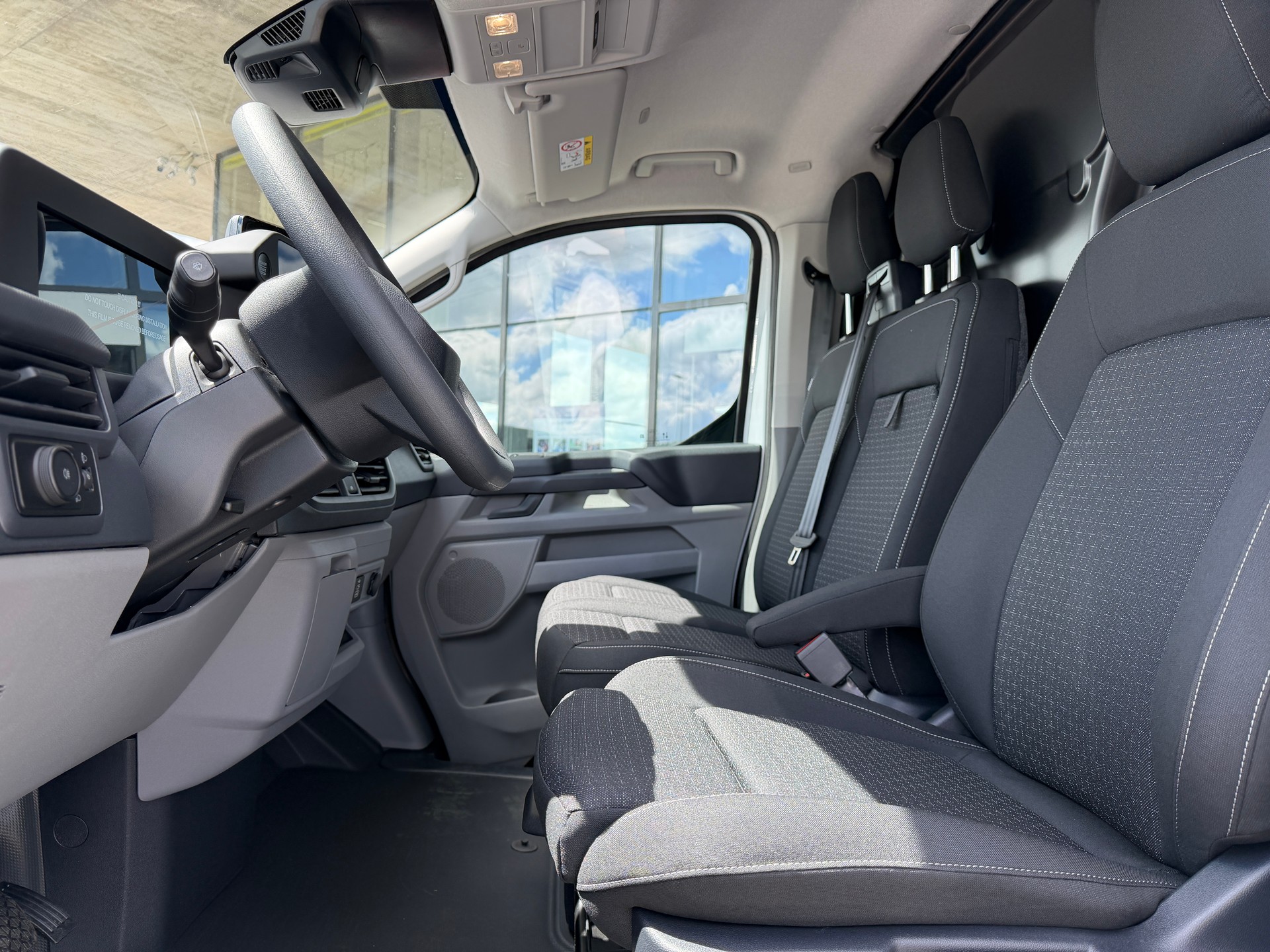 FORD Transit Custom Van 280 L1H1 Trend Automat-image-6