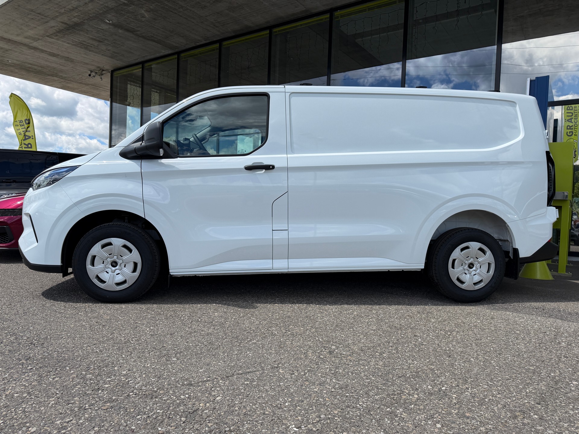 FORD Transit Custom Van 280 L1H1 Trend Automat-showroom-element-3