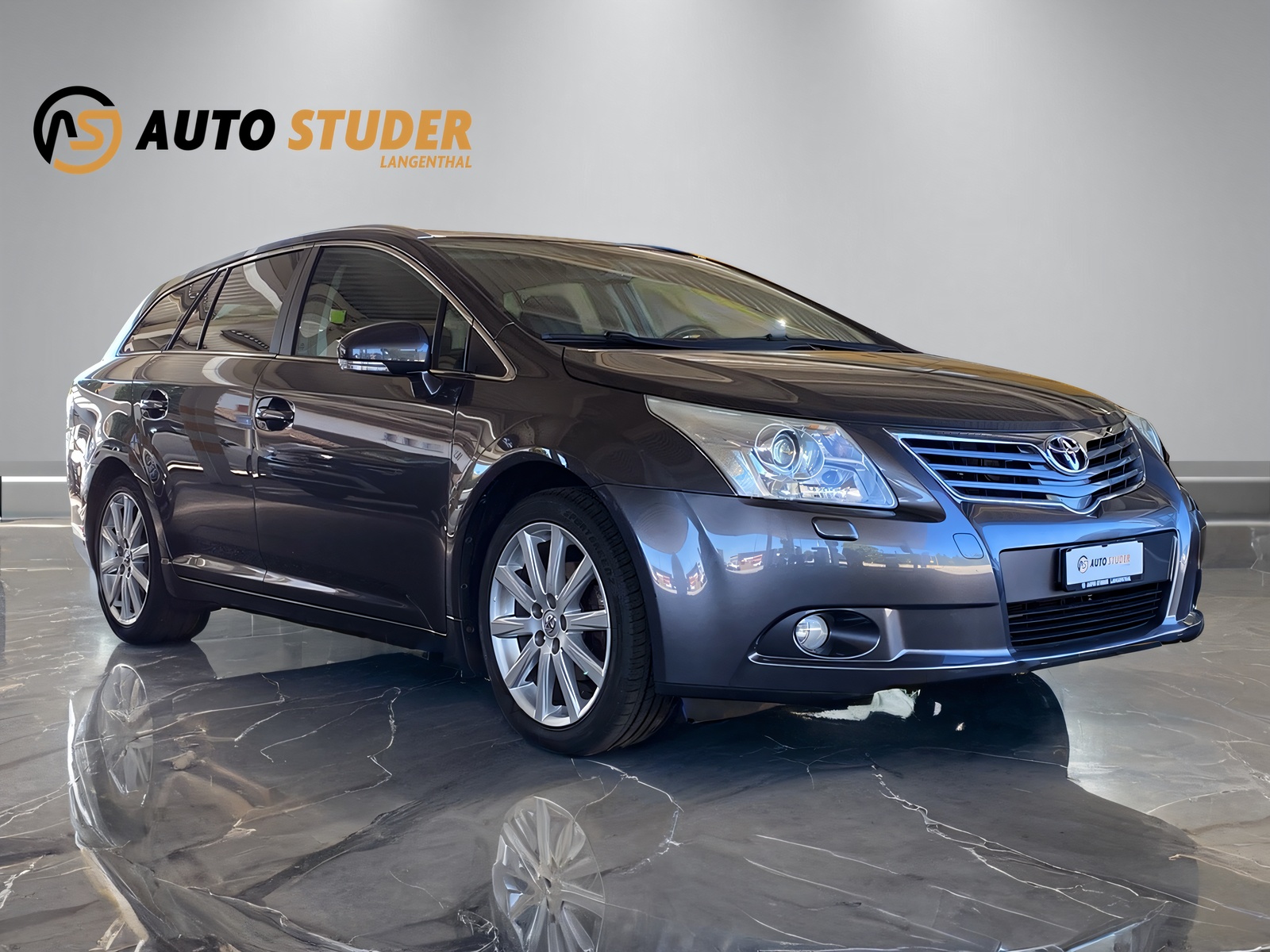 TOYOTA Avensis Wagon 2.0 VMa Sol MdS-showroom-element-2