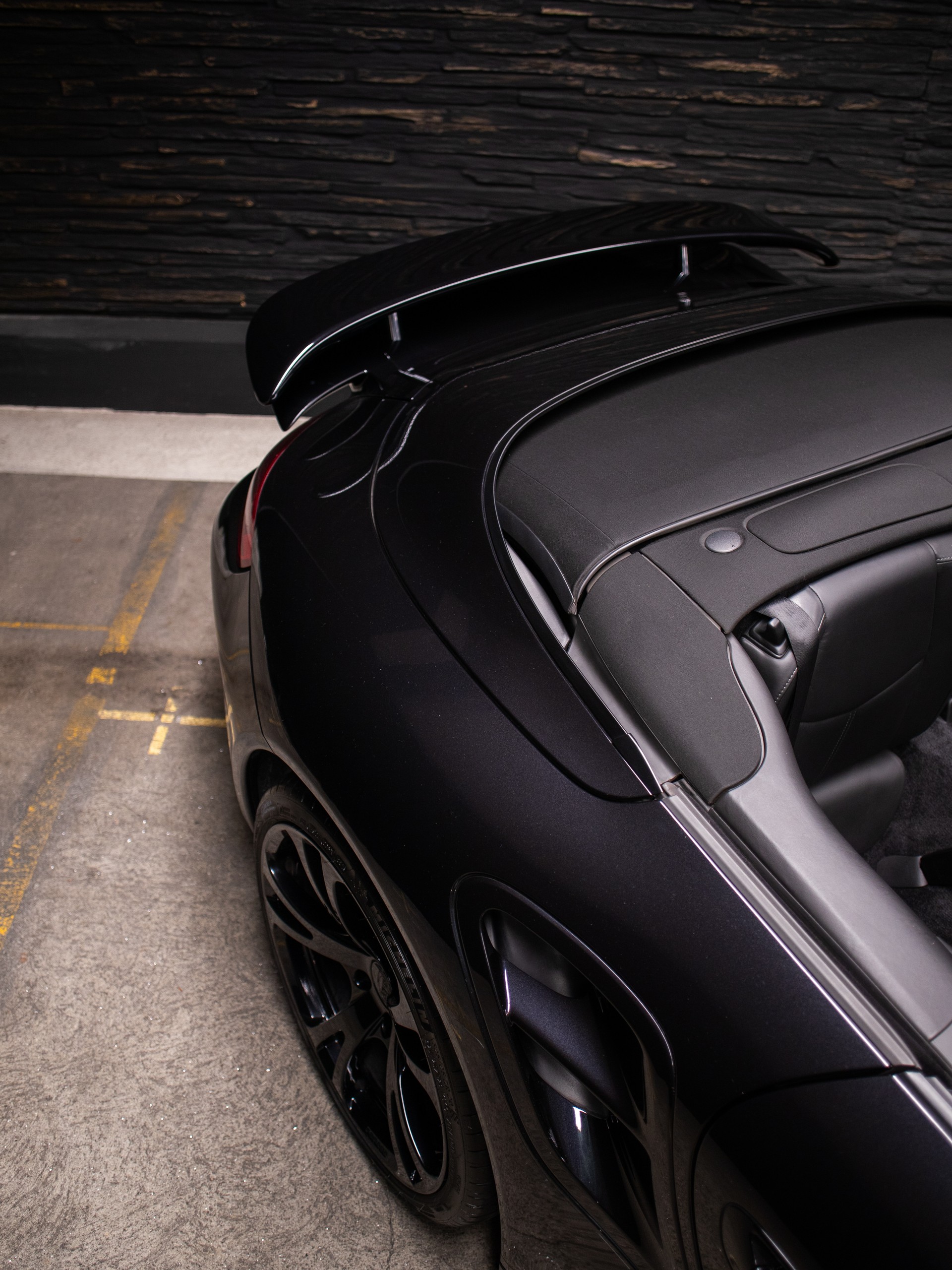 PORSCHE 911 Turbo Cabriolet-image-25