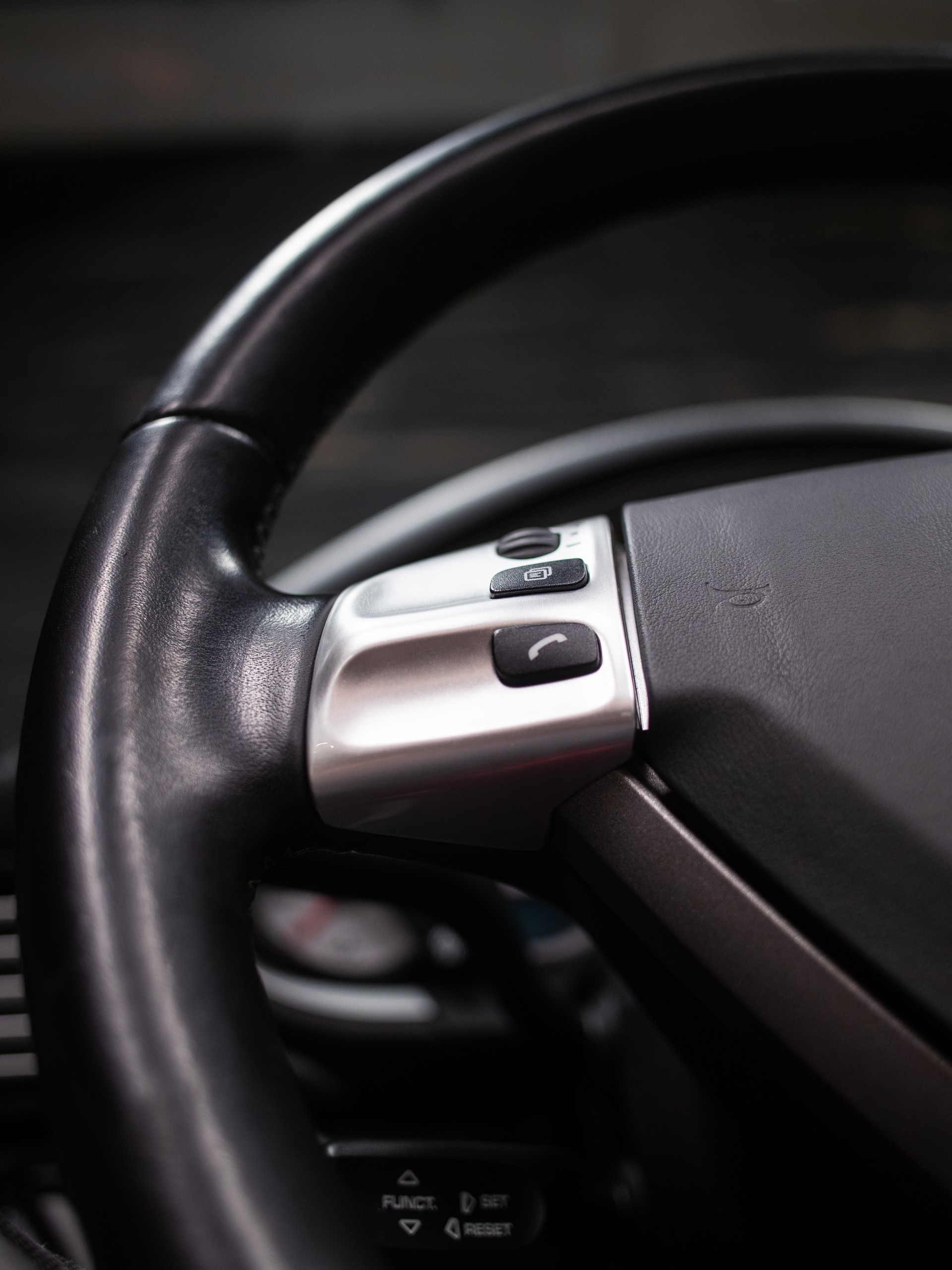 PORSCHE 911 Turbo Cabriolet-image-29