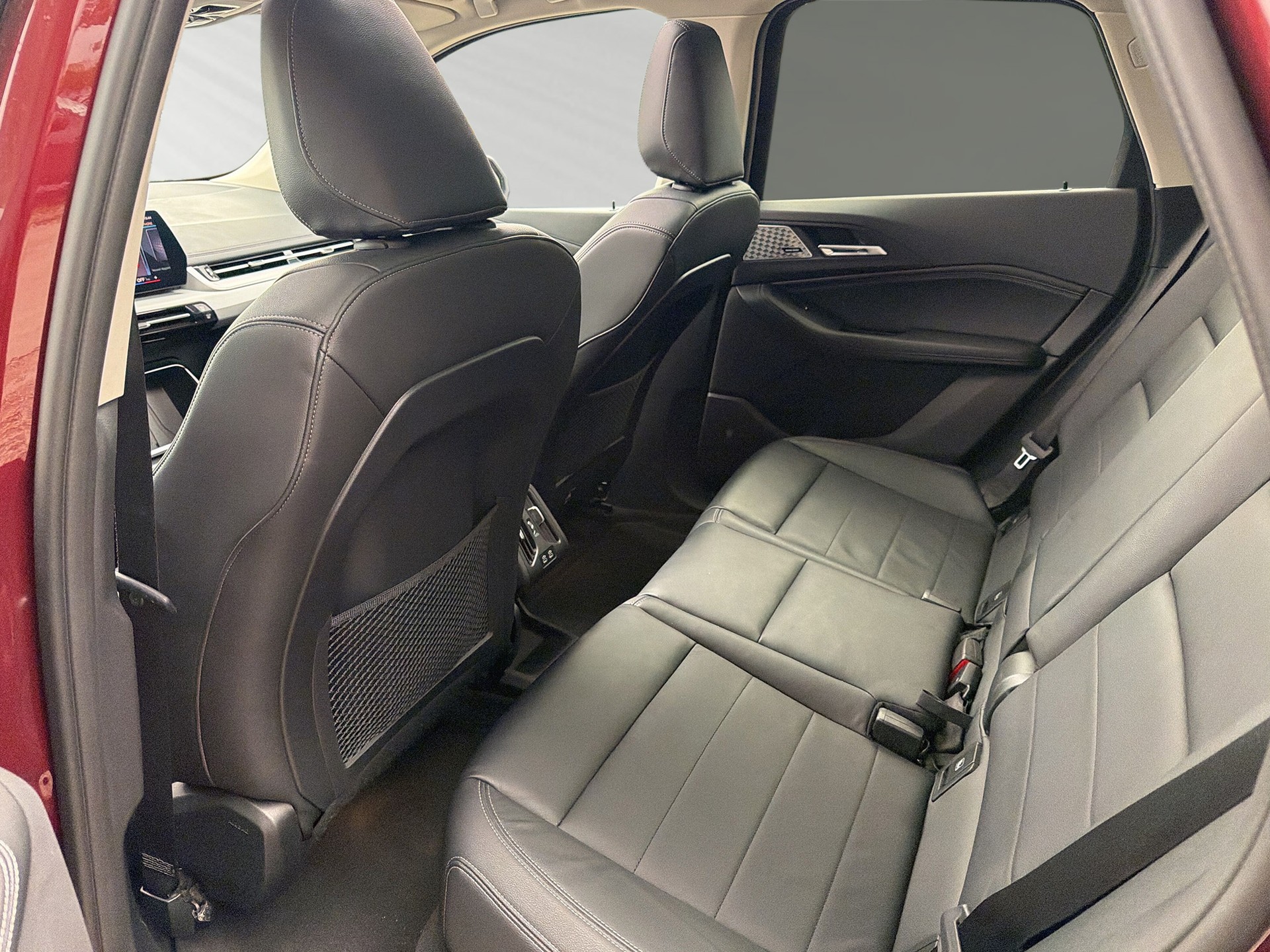BMW 225e xDrive Active Tourer-image-6