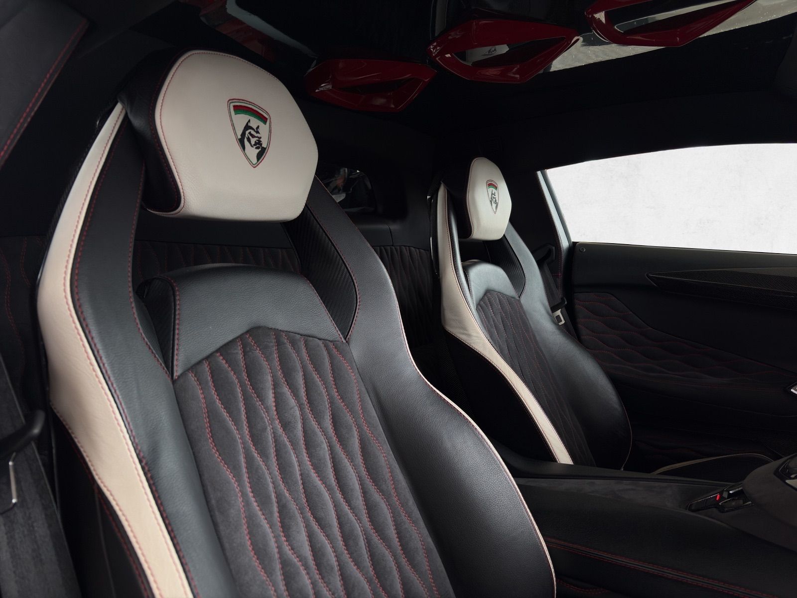 LAMBORGHINI Aventador LP700-4 Coupé E-Gear-image-17