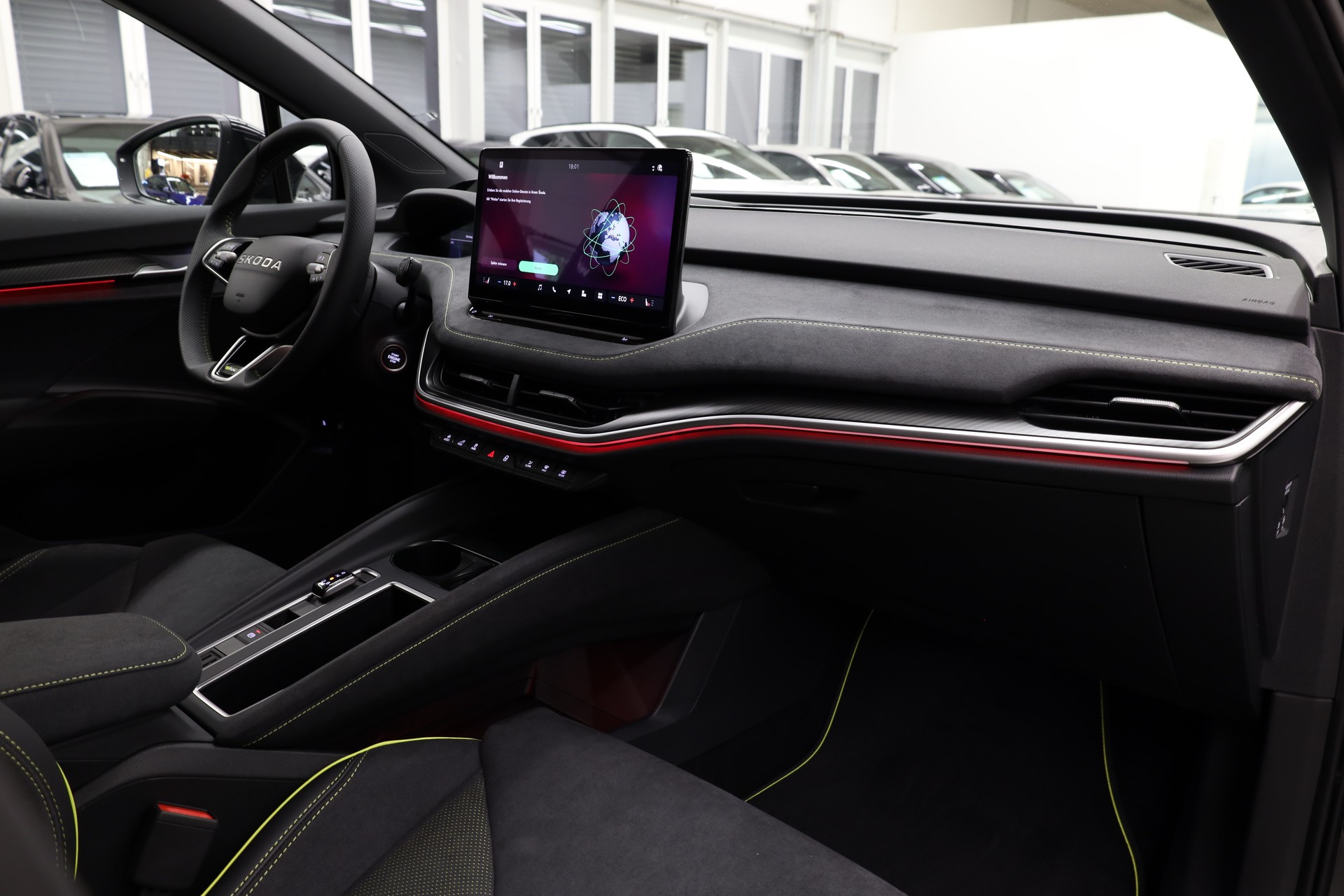 SKODA Elroq RS 4x4-image-21