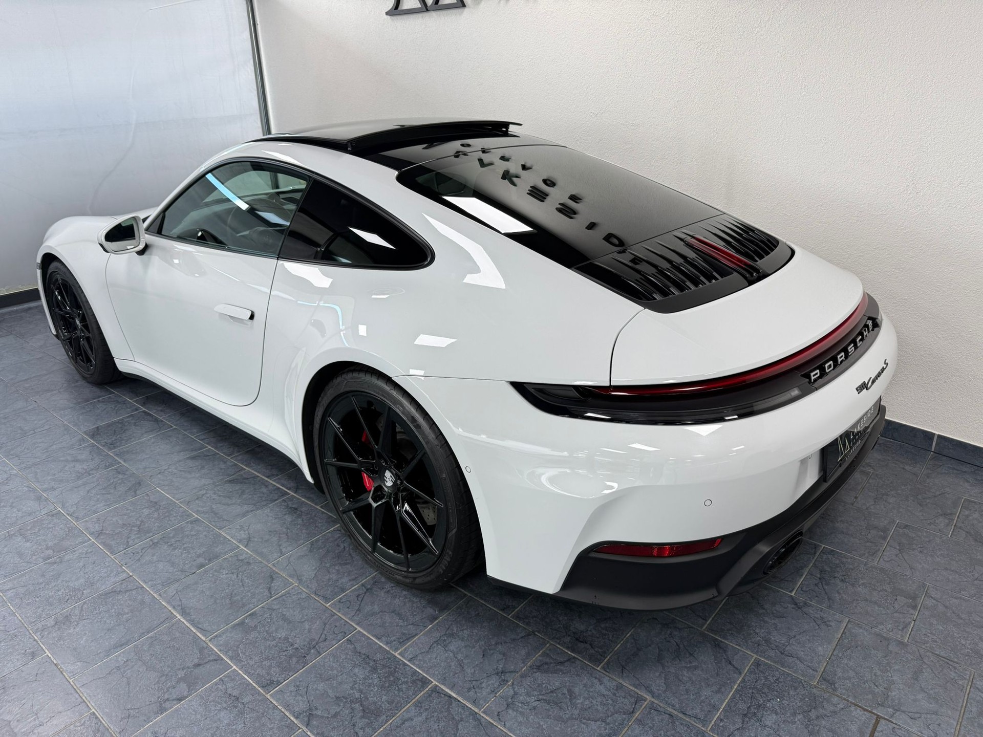 PORSCHE 911 Carrera S PDK-image-5
