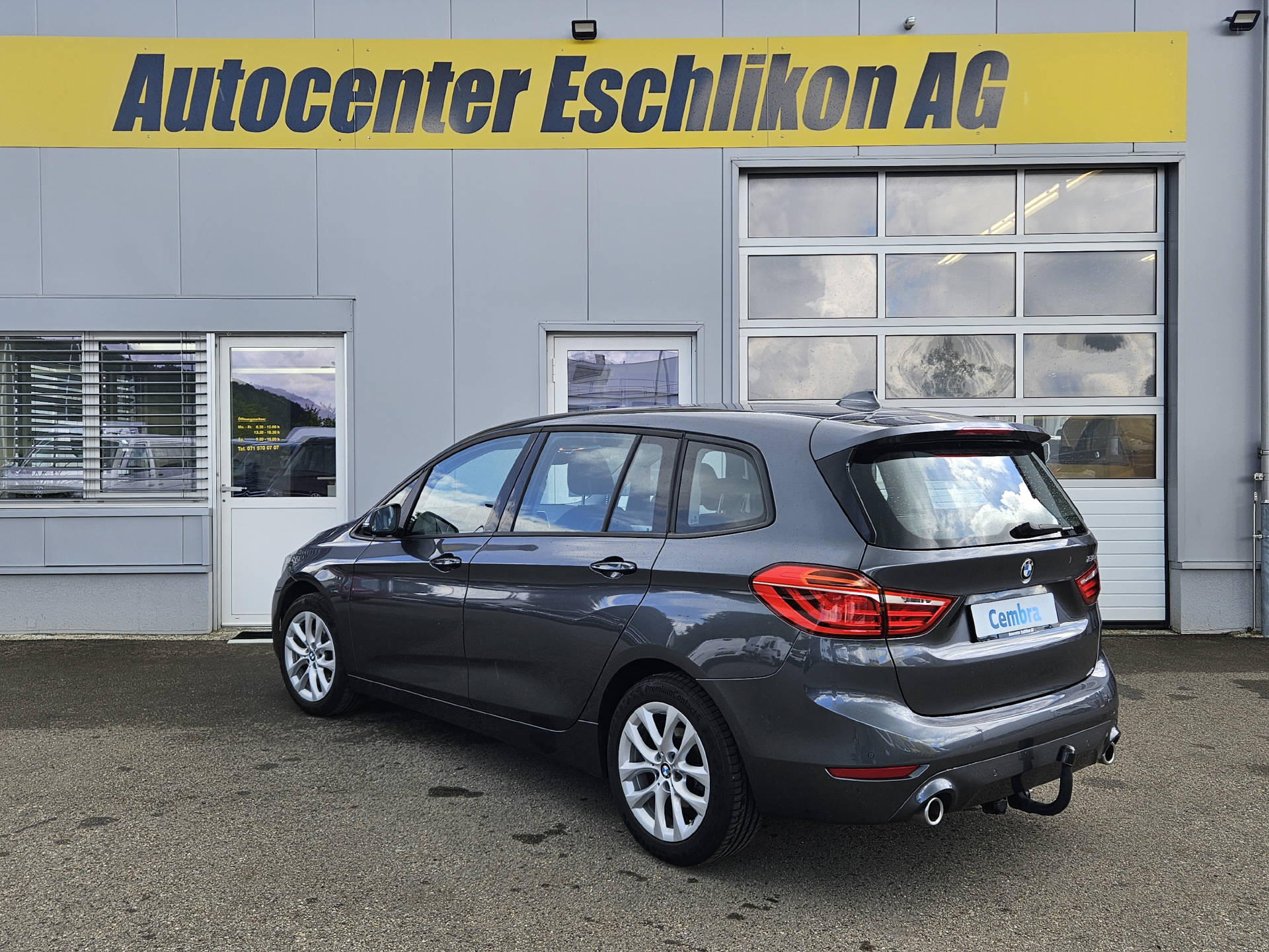 BMW 218d Gran Tourer-image-9