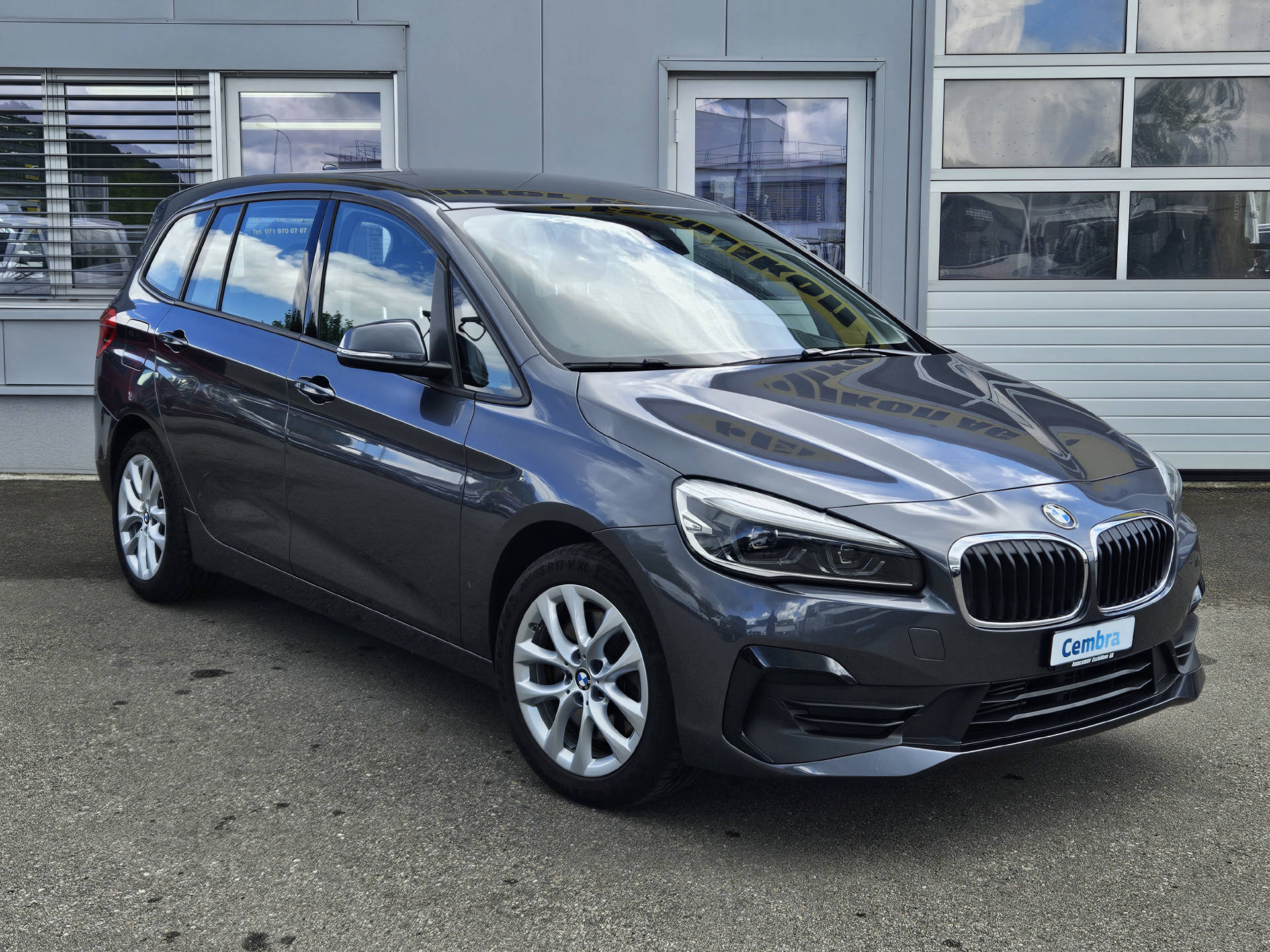 BMW 218d Gran Tourer-image-4