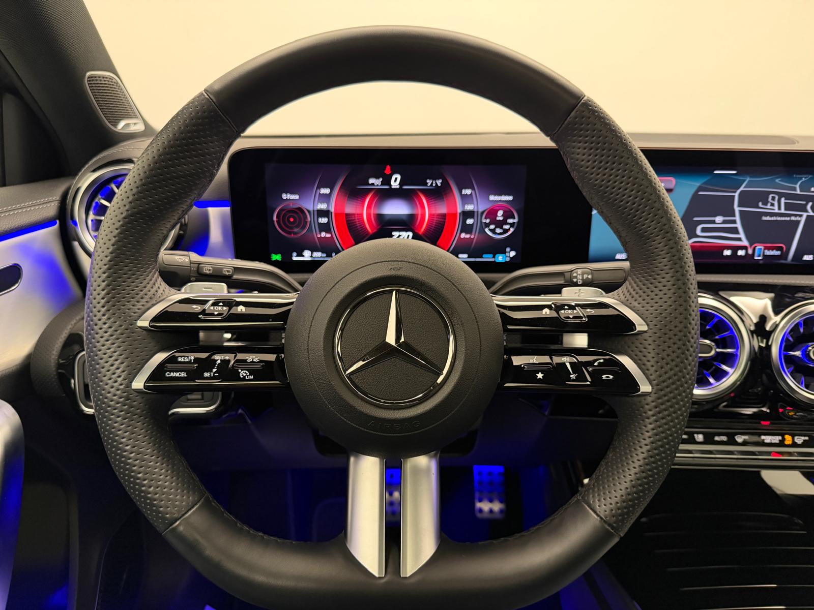 MERCEDES-BENZ A 250 4Matic AMG Line 4Matic 7G-DCT-image-25