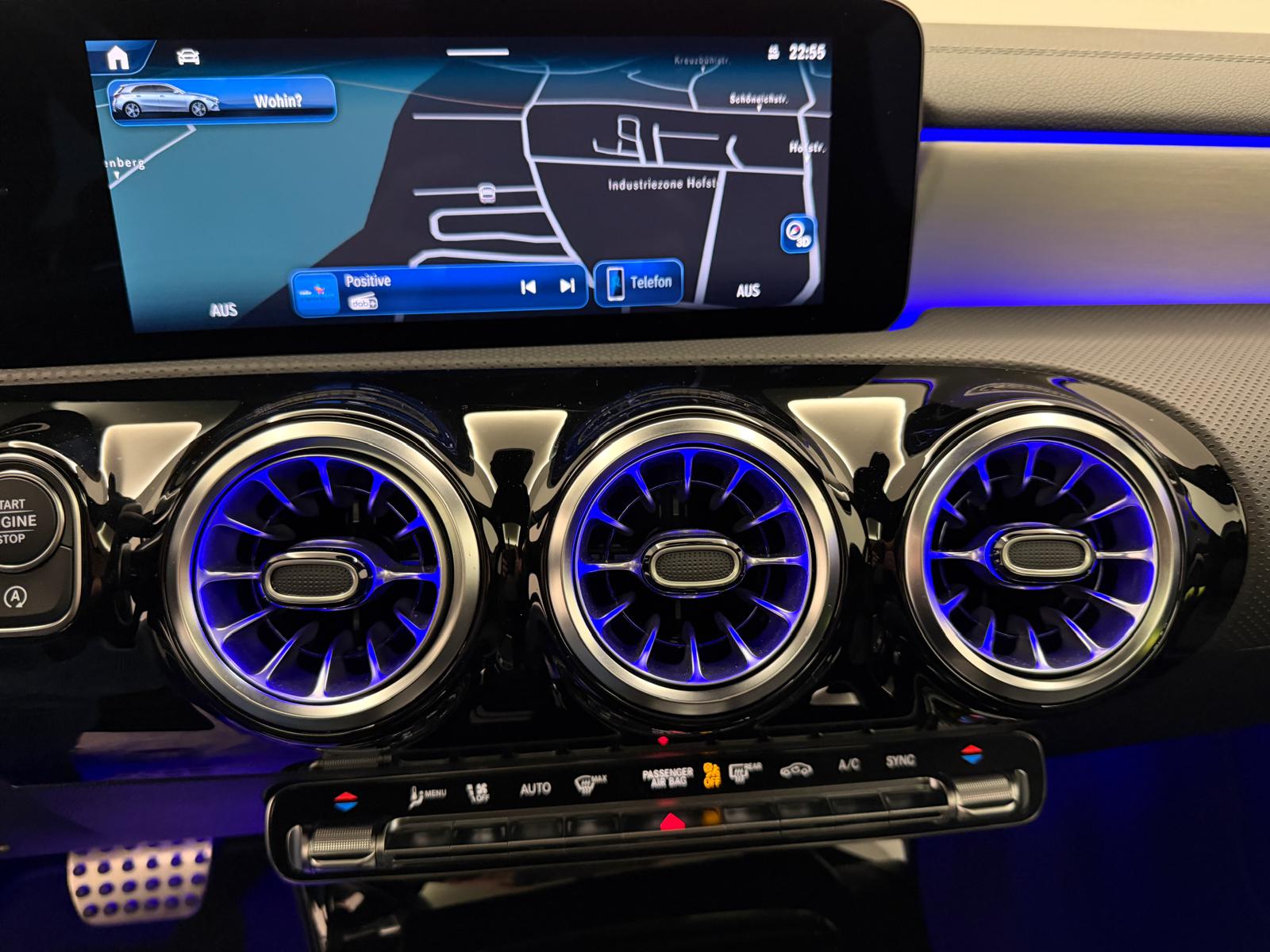 MERCEDES-BENZ A 250 4Matic AMG Line 4Matic 7G-DCT-image-19
